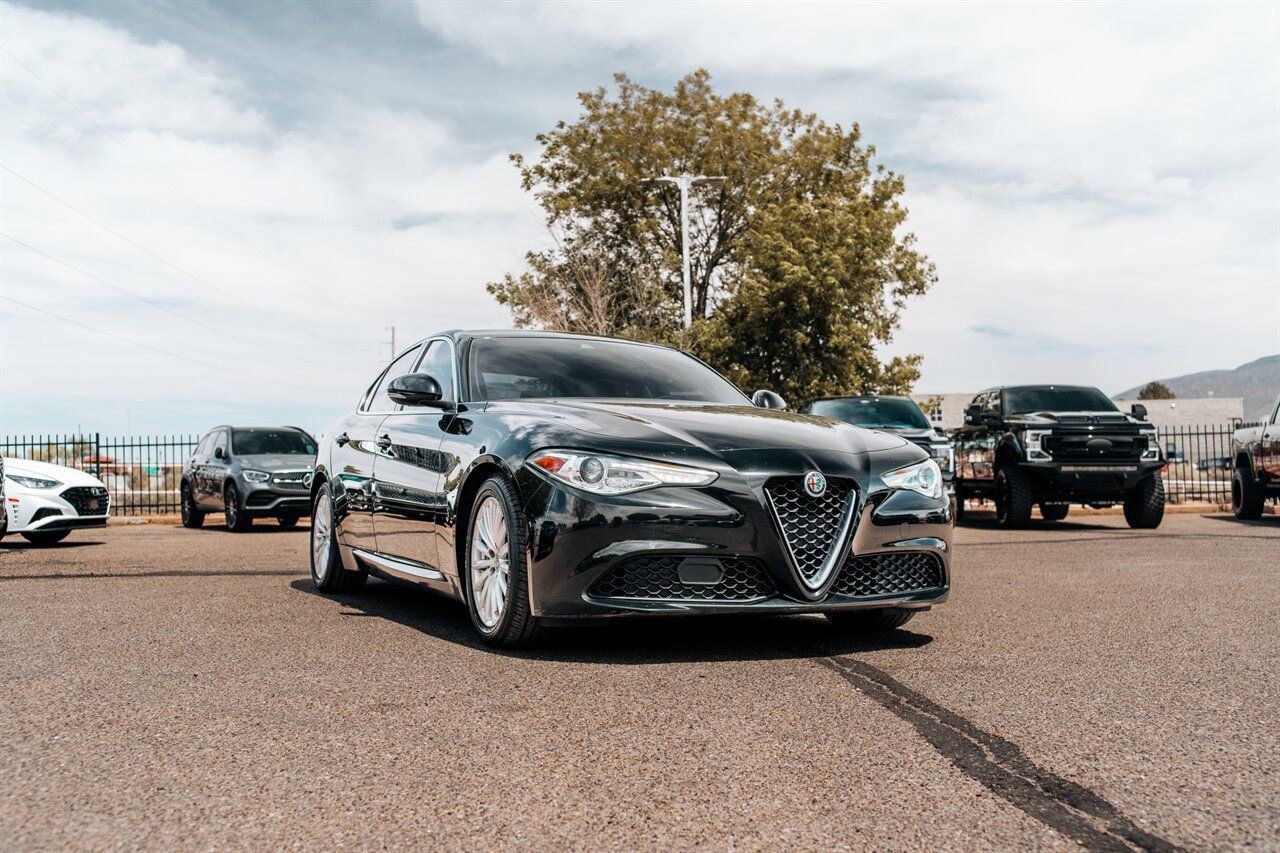 Alfa Black 2021 Alfa Romeo Giulia Sprint RWD Sedan Rear-Wheel Drive 8-Speed Automatic