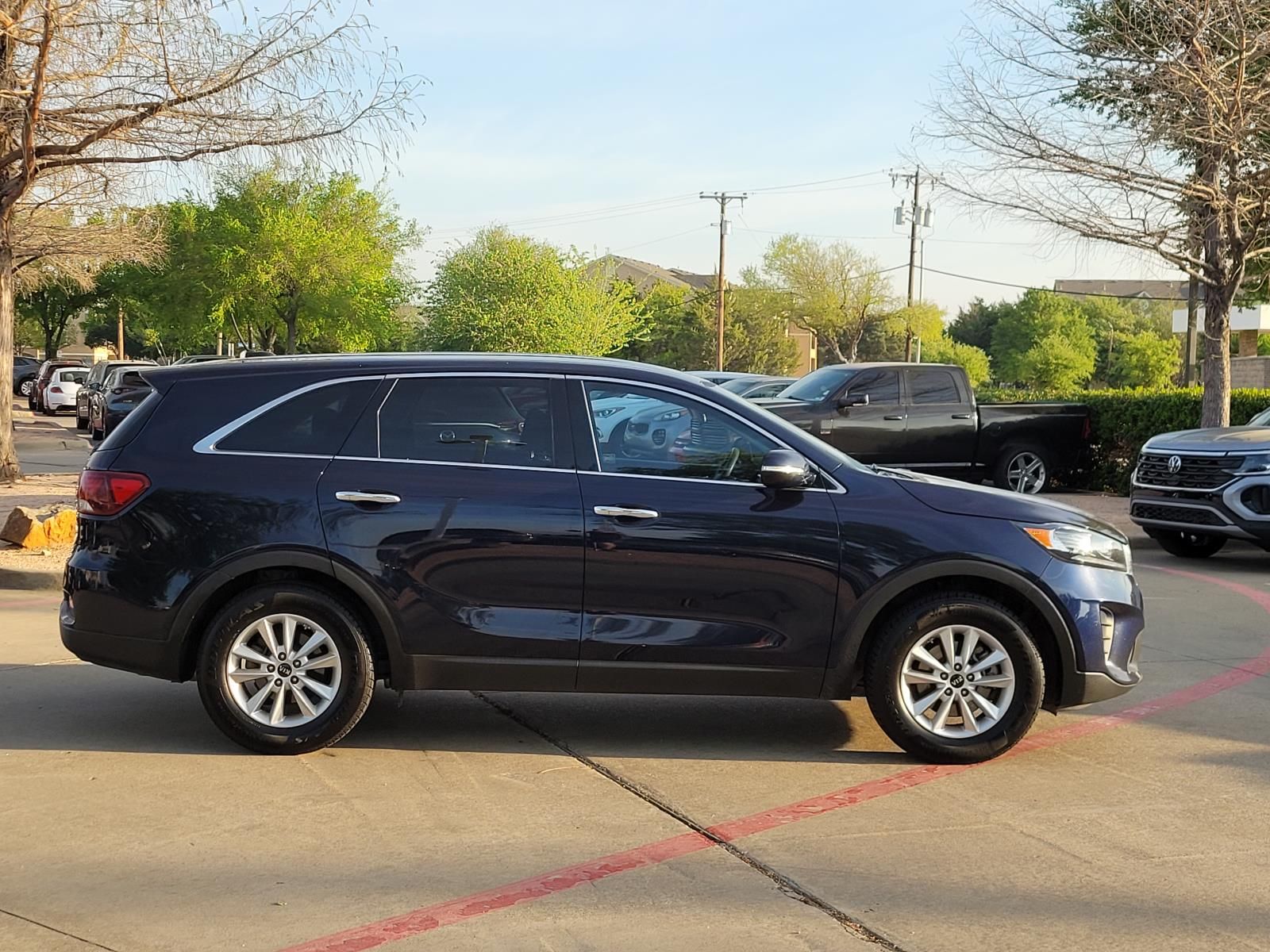 used 2020 Kia Sorento car, priced at $5,995