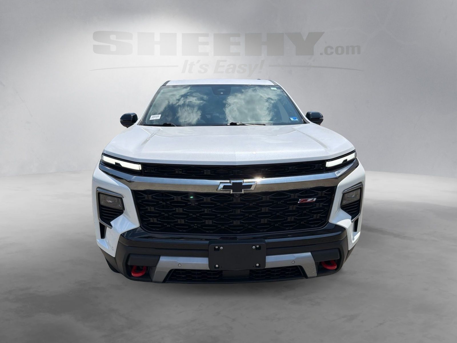 Used 2025 Beige Chevrolet Z71 image 17