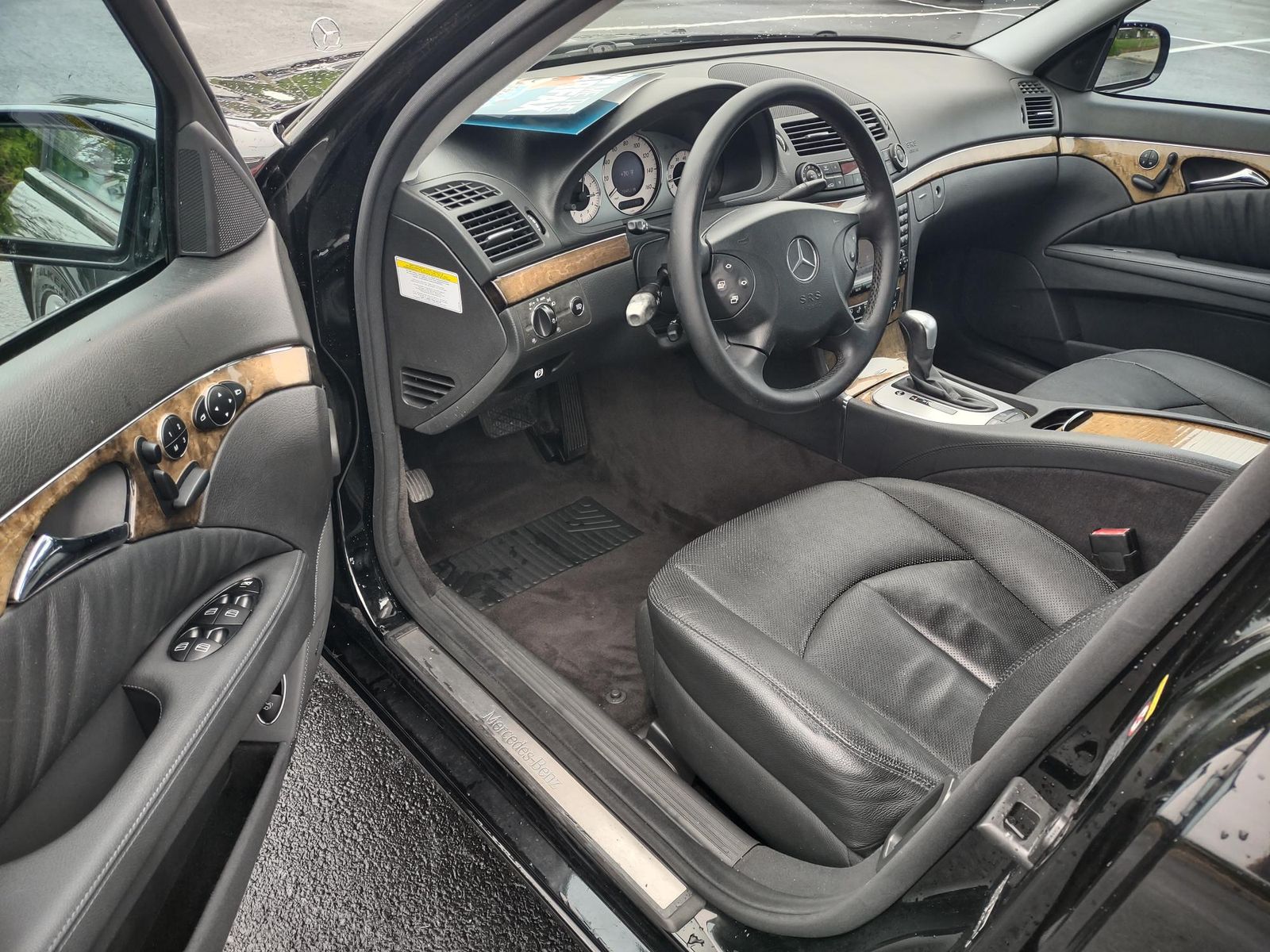 Used 2006 Black Mercedes-Benz E 500 image 30