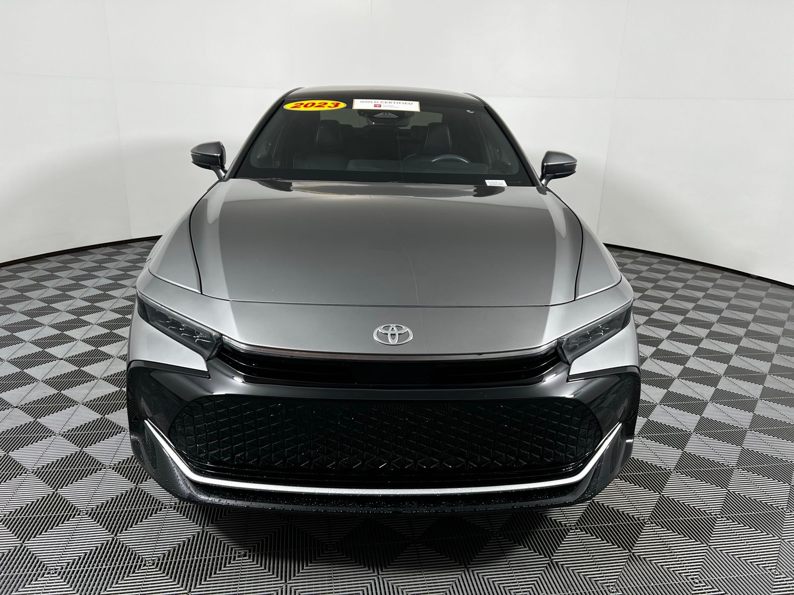 Thumbnail: 2023 Toyota Crown - 2