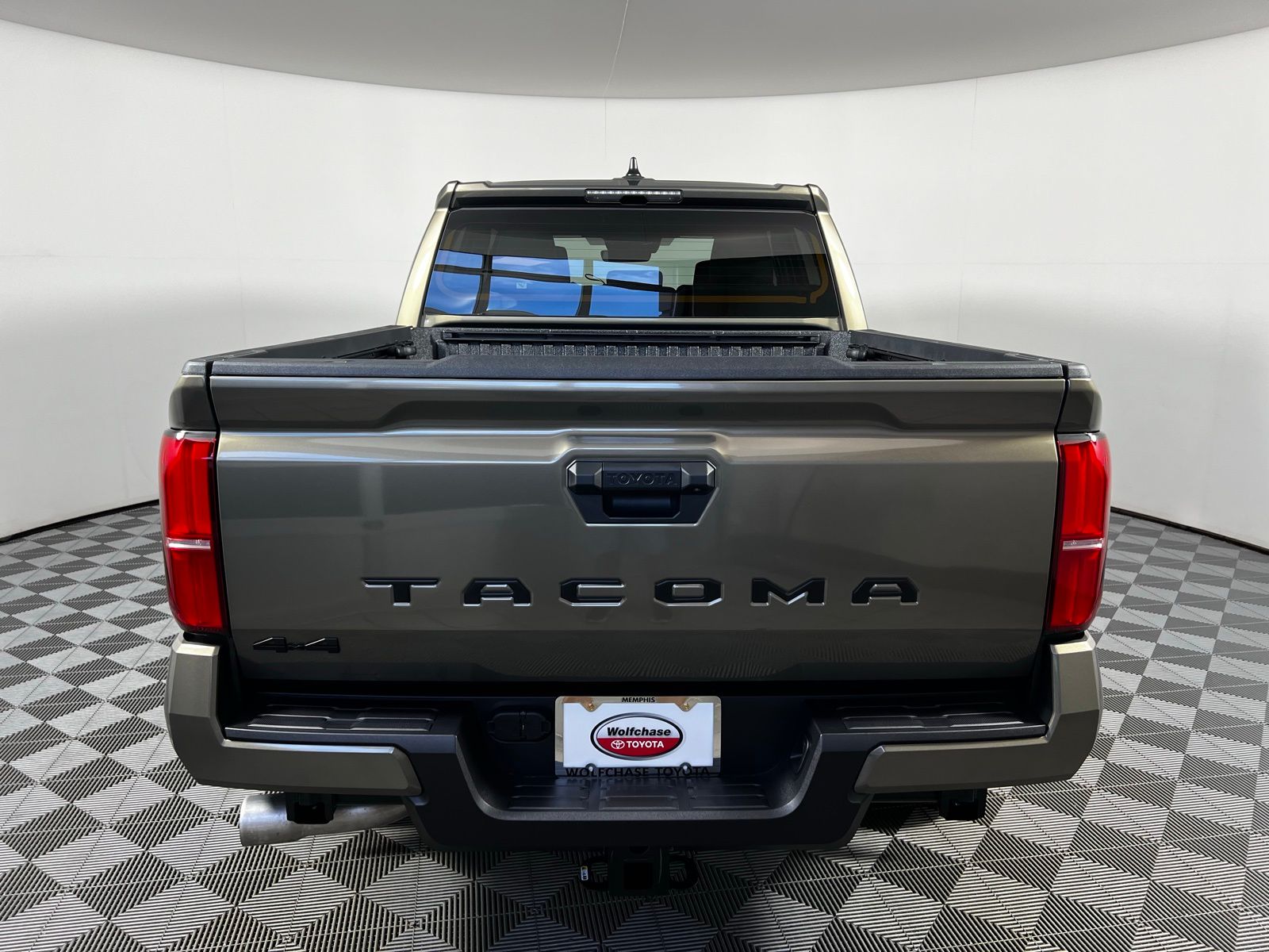 Thumbnail: 2025 Toyota Tacoma - 6