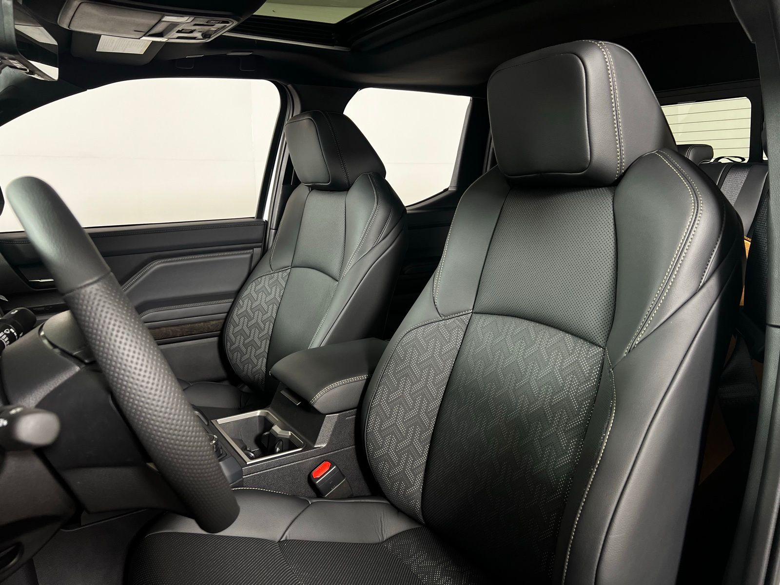 2025 Toyota Tacoma Limited 10