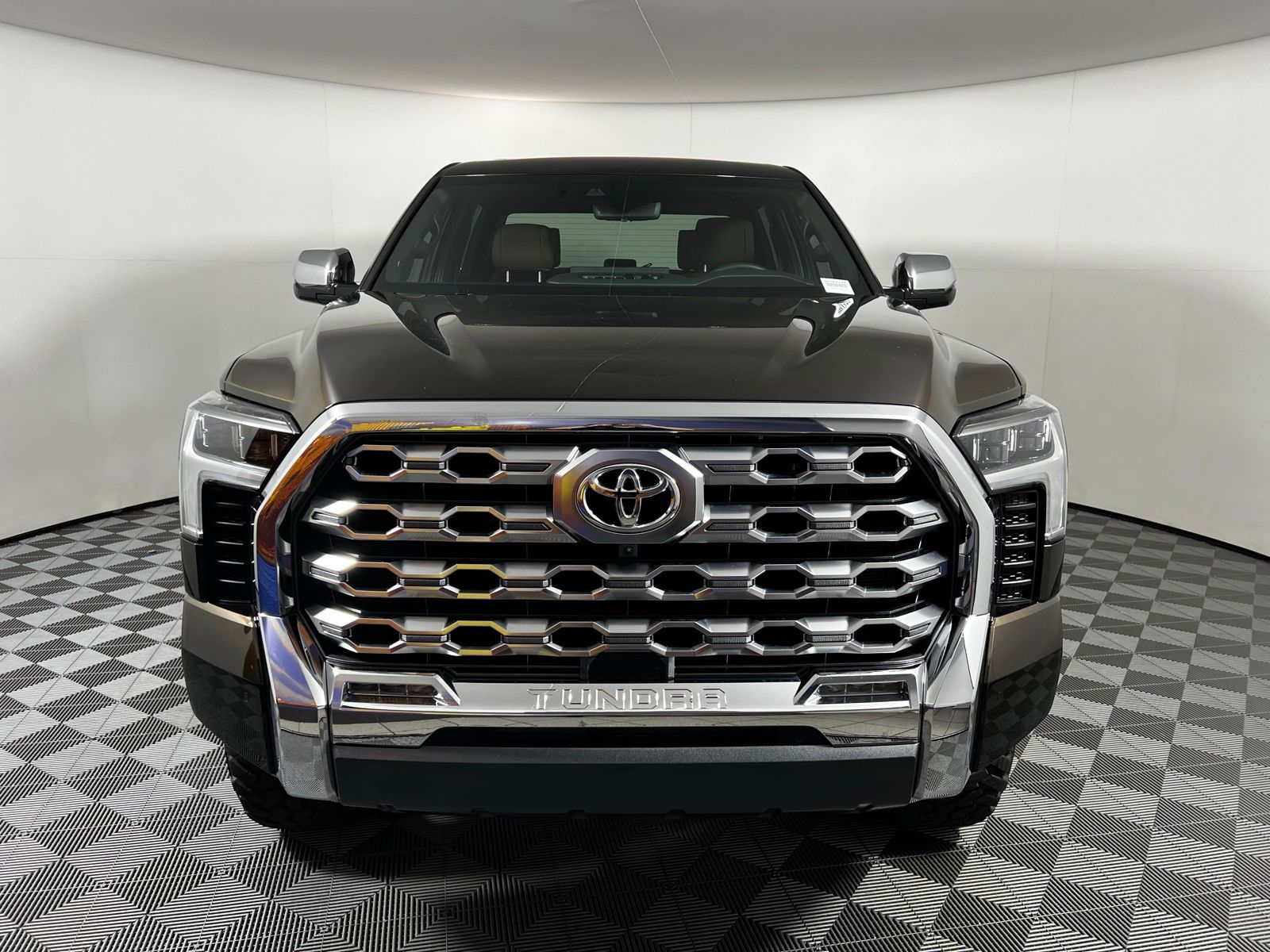 Thumbnail: 2025 Toyota Tundra - 2