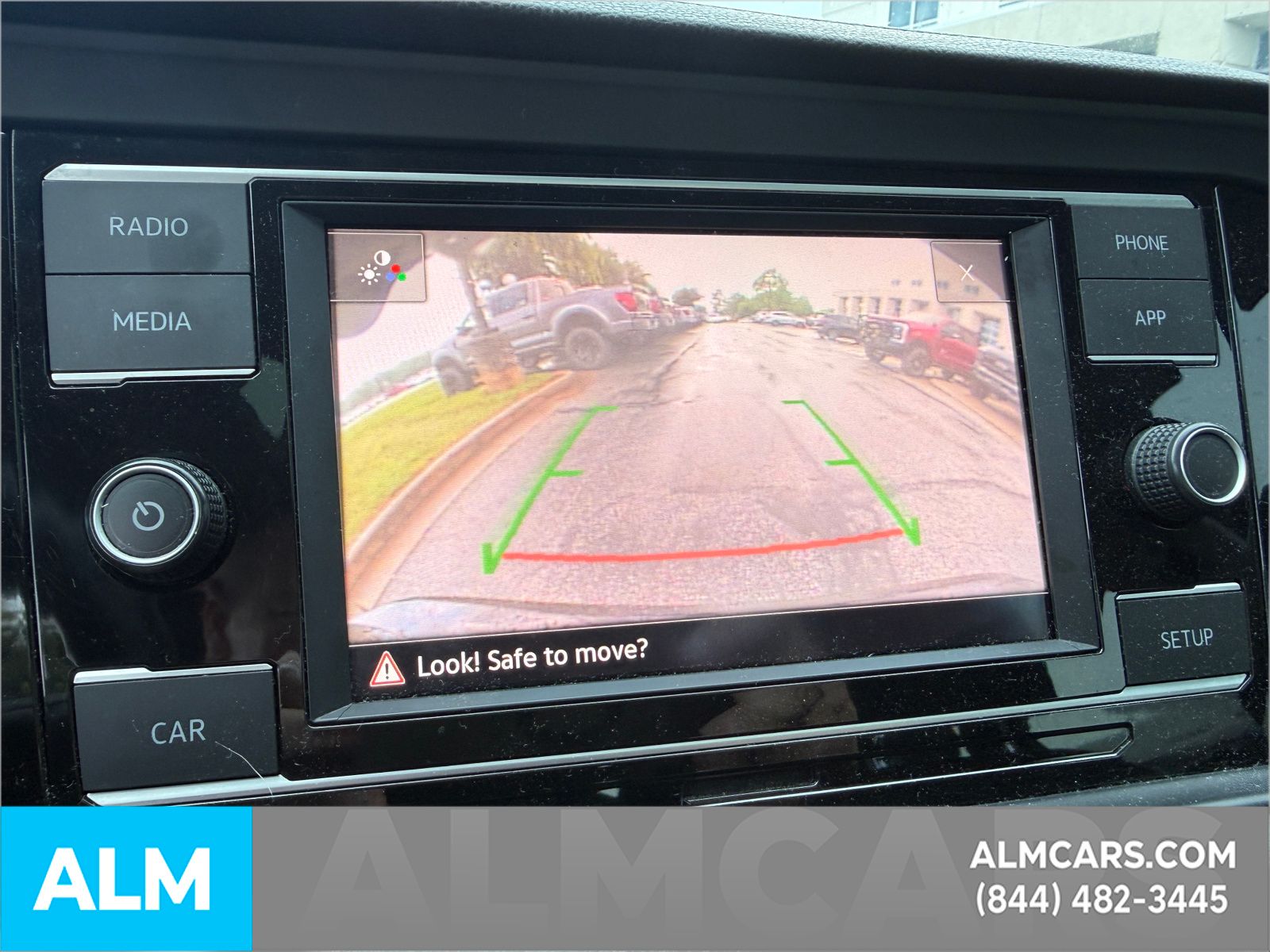 Used 2019 Black Volkswagen 1.4T SE image 12