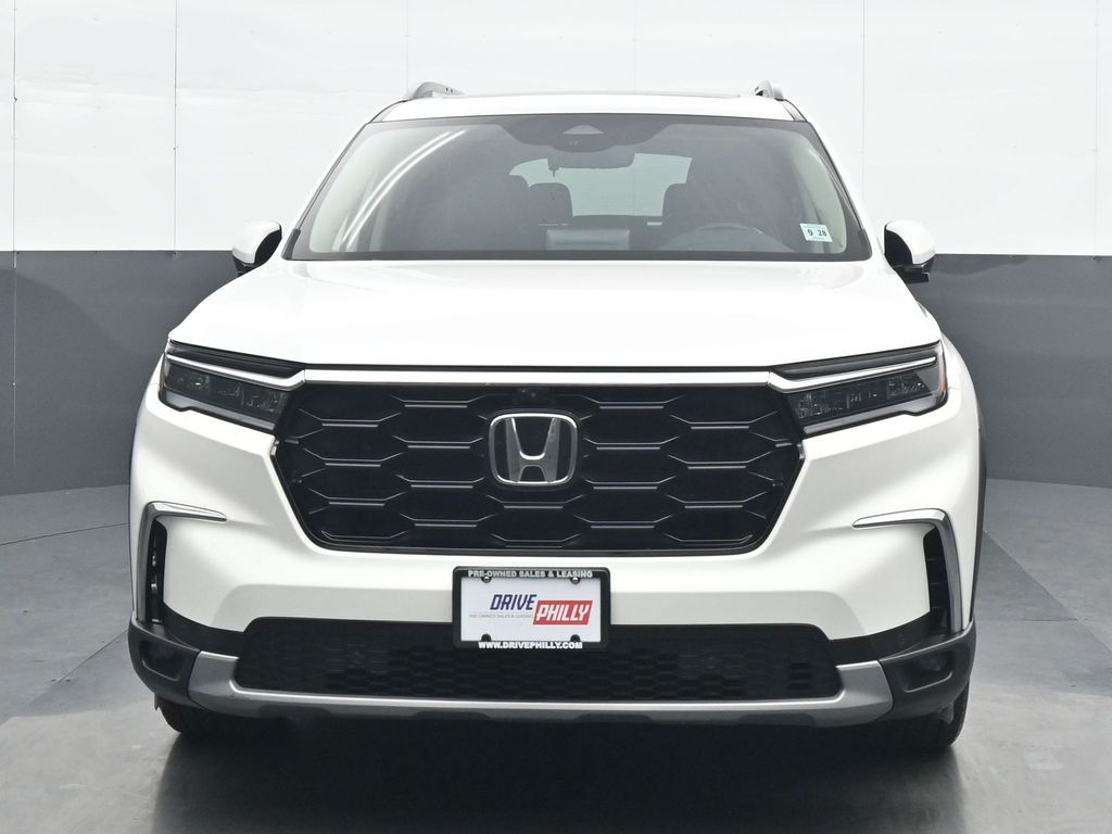 White 2023 Honda Pilot SUV / Crossover All-Wheel Drive Automatic