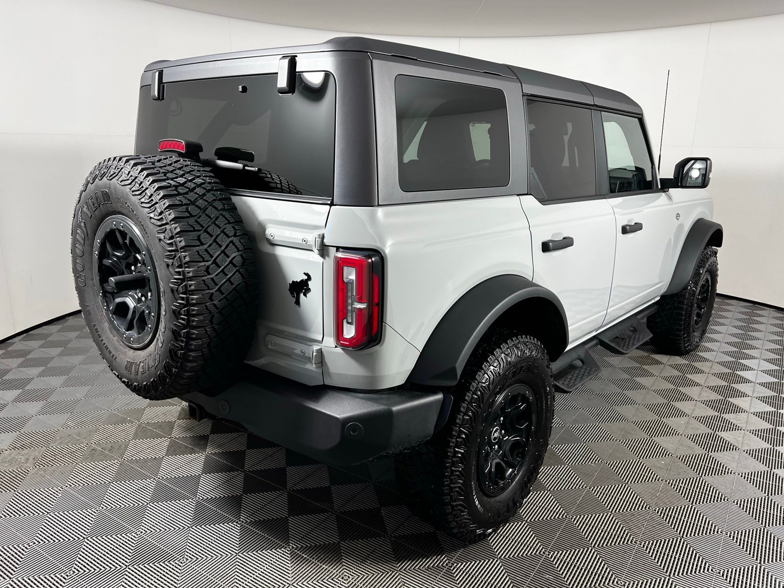 Thumbnail: 2024 Ford Bronco - 5