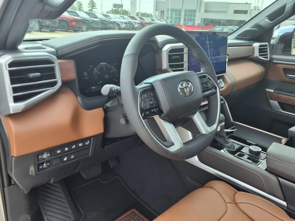 2025 Toyota Tundra Hybrid 1794 Edition - 6