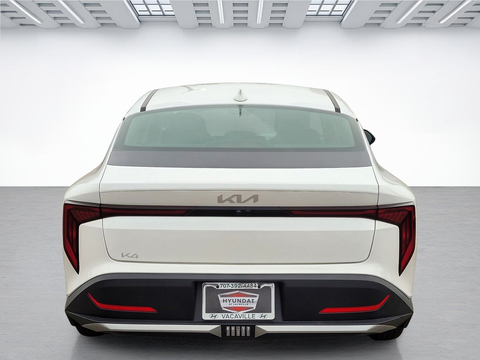 2025 Kia K4 LXS - Photo 12