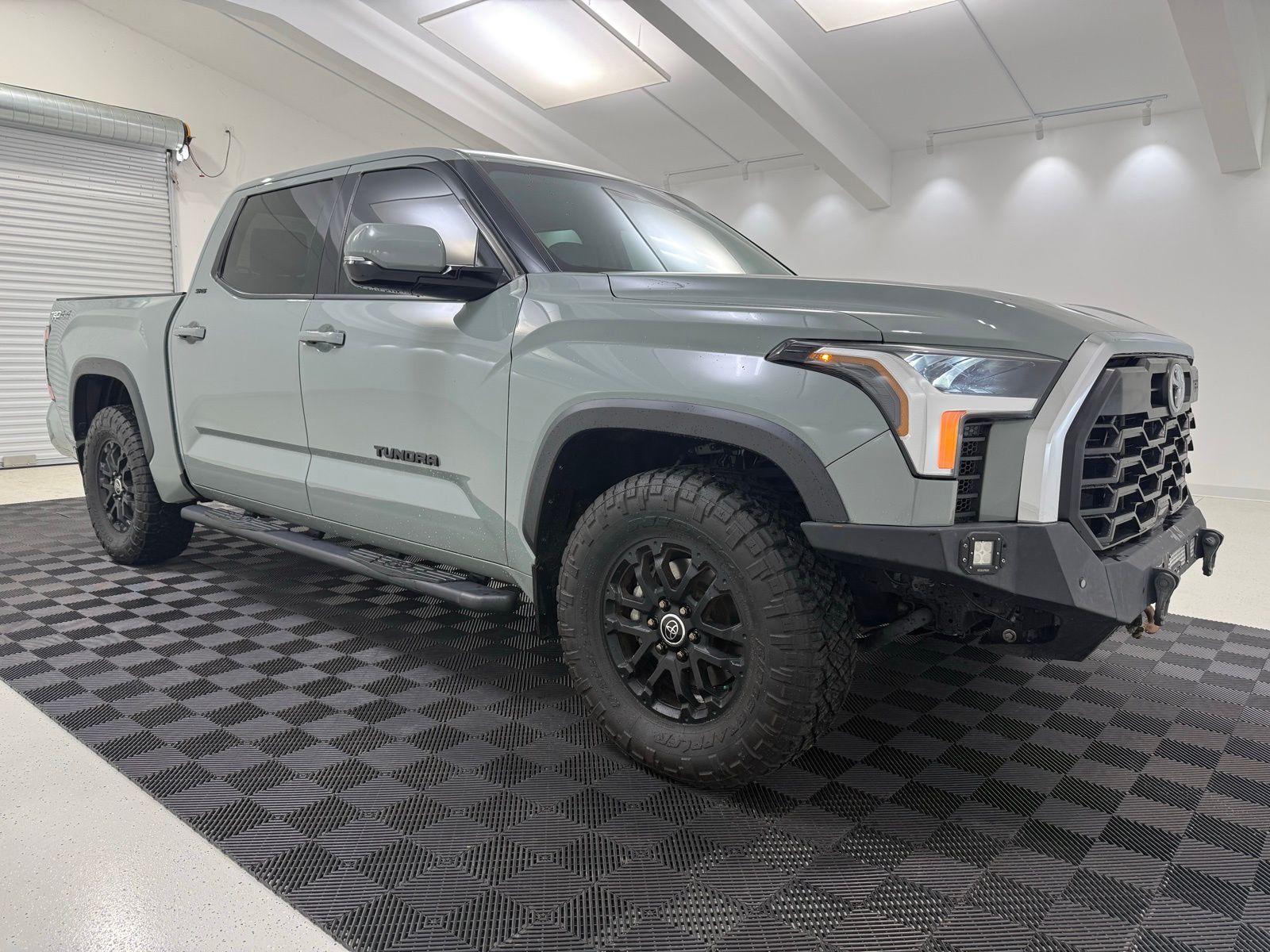2022 Toyota Tundra SR5 CrewMax Cab 4WD