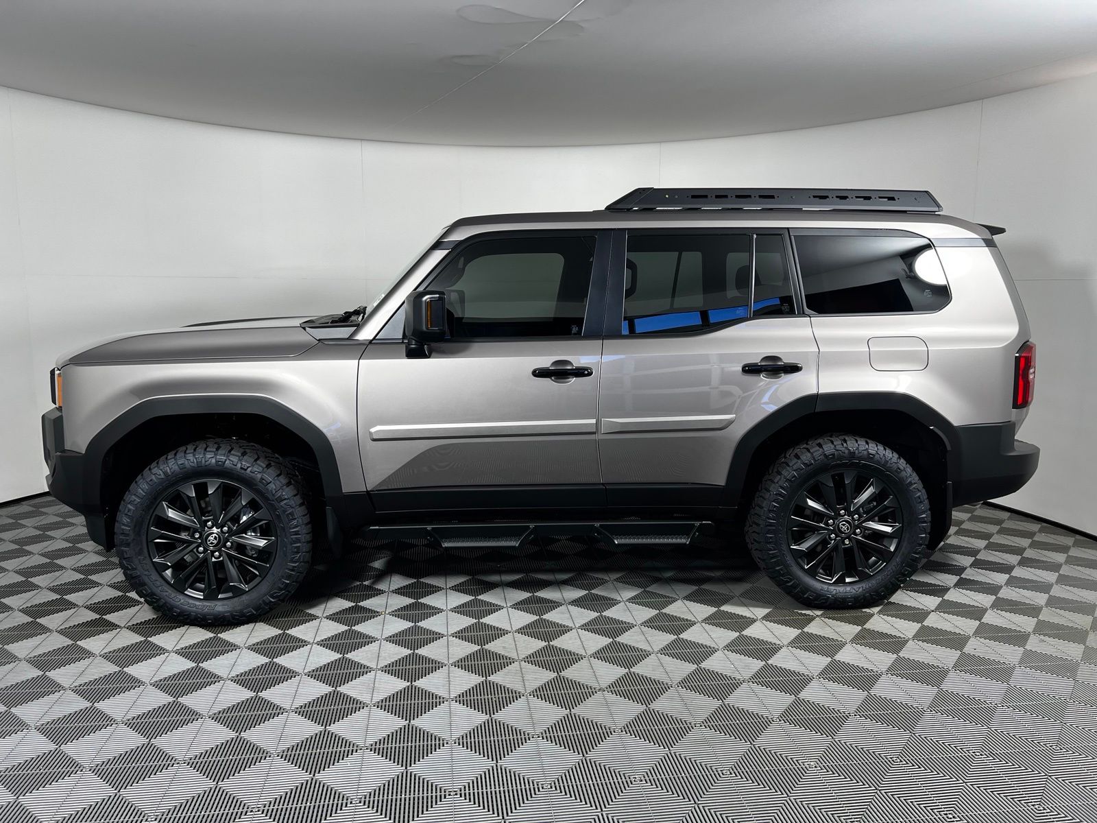 Thumbnail: 2027 Toyota Land Cruiser - 8