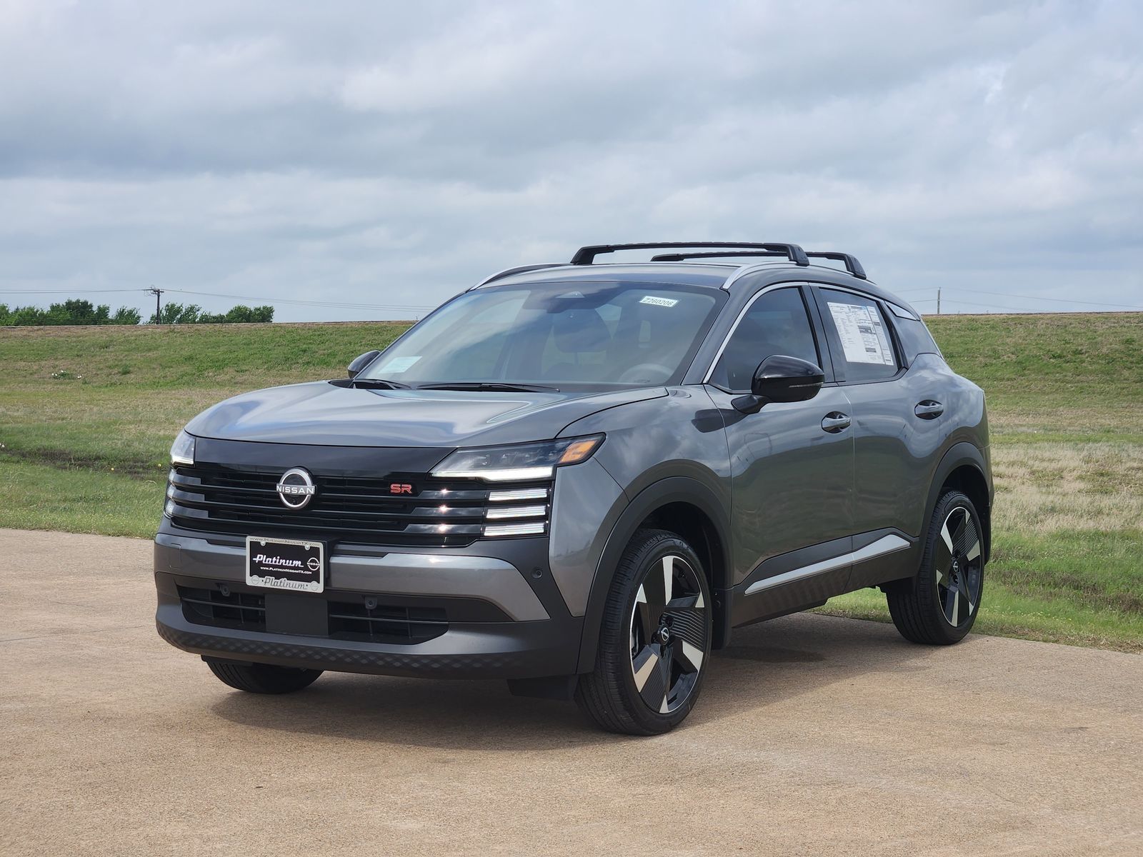 View vehicle photo 2