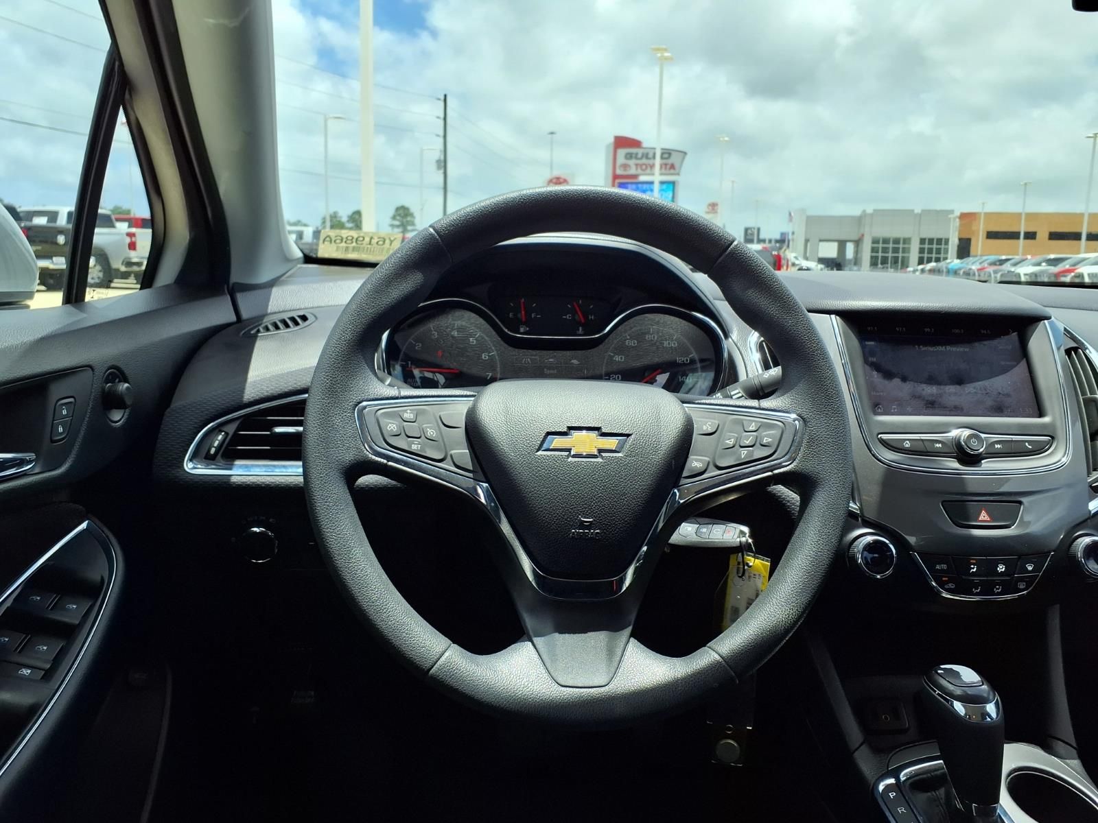 2019 Chevrolet Cruze LT Silver at Community Honda