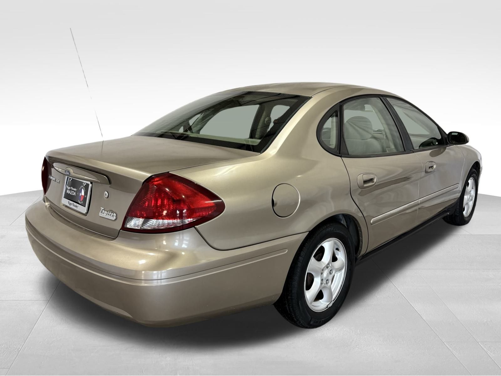 Used Car 2004 Ford Taurus  Se For Sale Under $10,000 In Austin, Texas