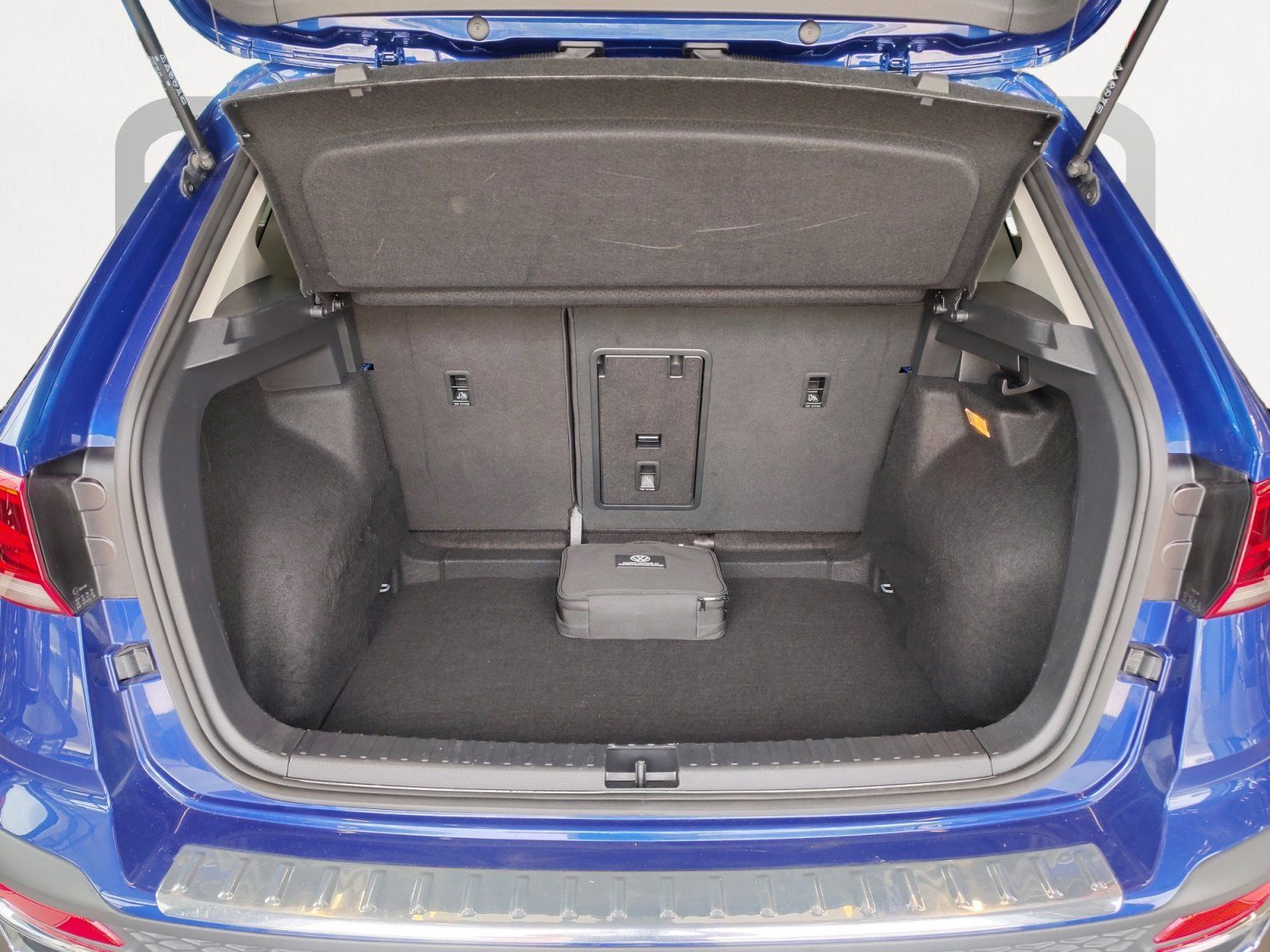 Used Car 2022 Volkswagen Taos  1.5t Se For Sale Under $20,000 In San Antonio, Texas
