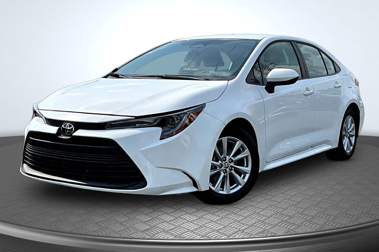 2025 Toyota Corolla LE FWD