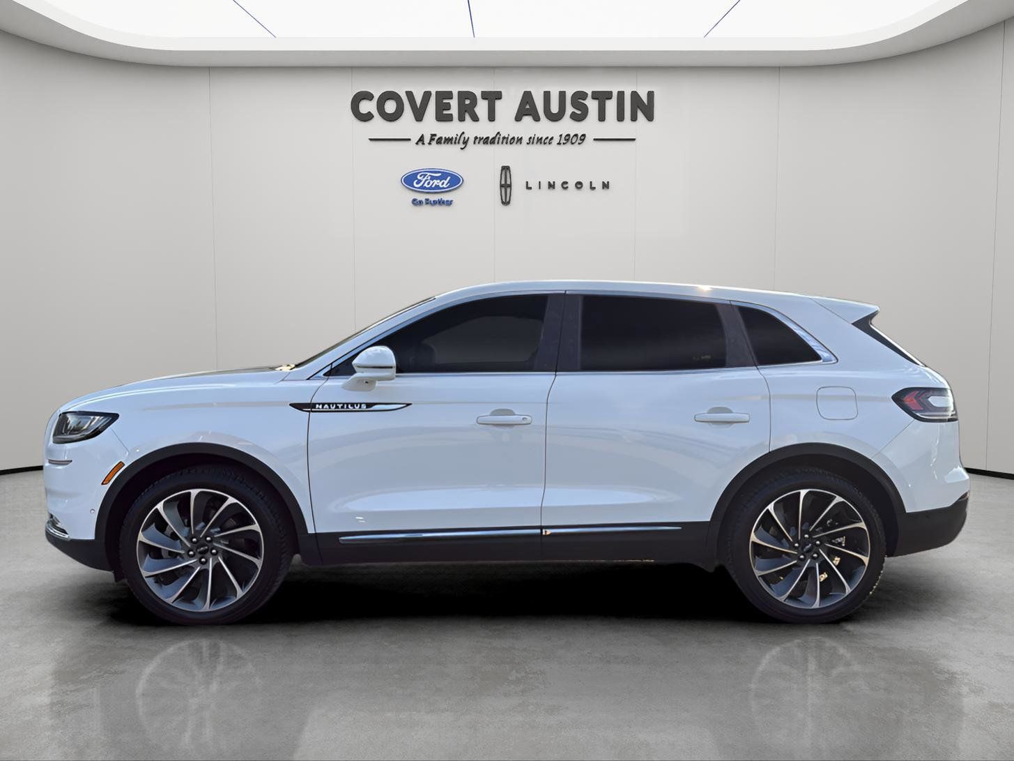Used Car 2023 Lincoln Nautilus  Reserve For Sale Under $50,000 In Austin, Texas