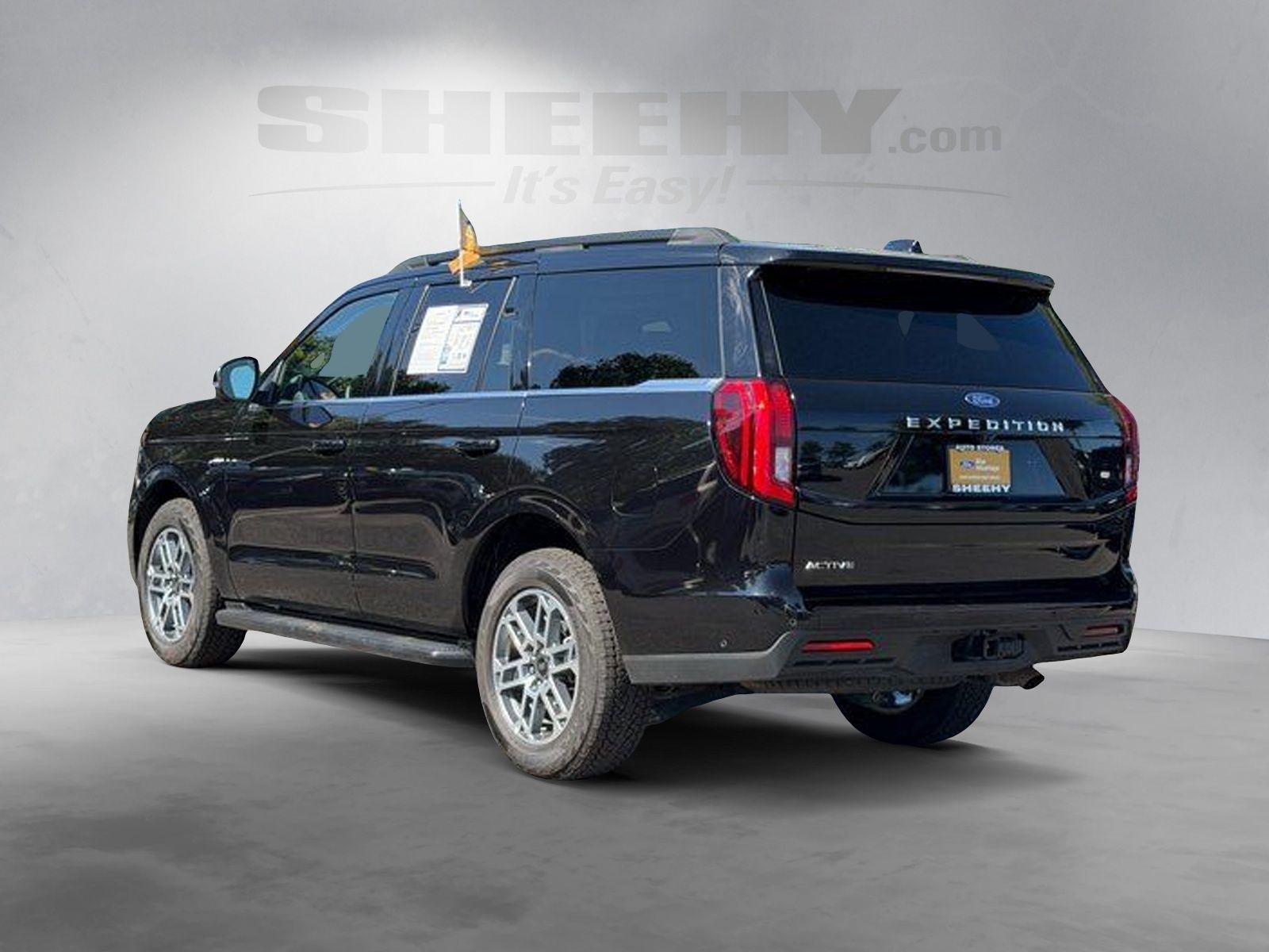 Certified Used 2025 Agate Black Metallic Ford Active image 15