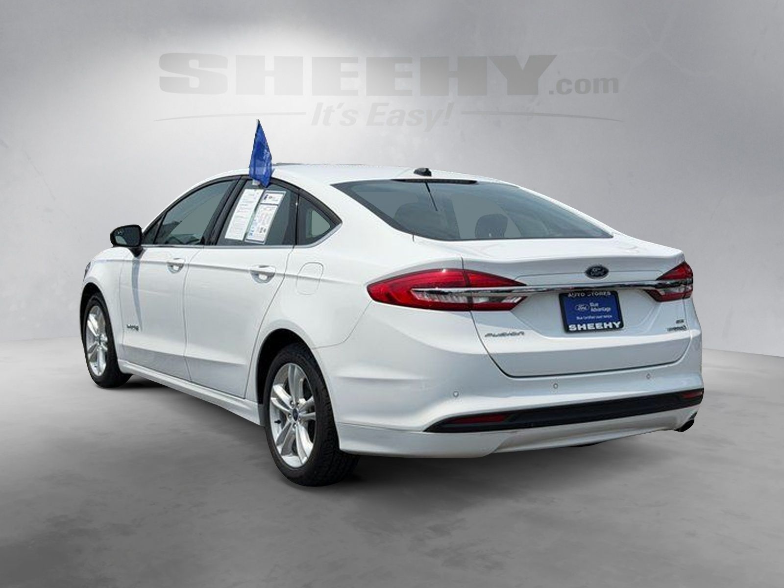 Certified Used 2018 Oxford White Ford SE image 13