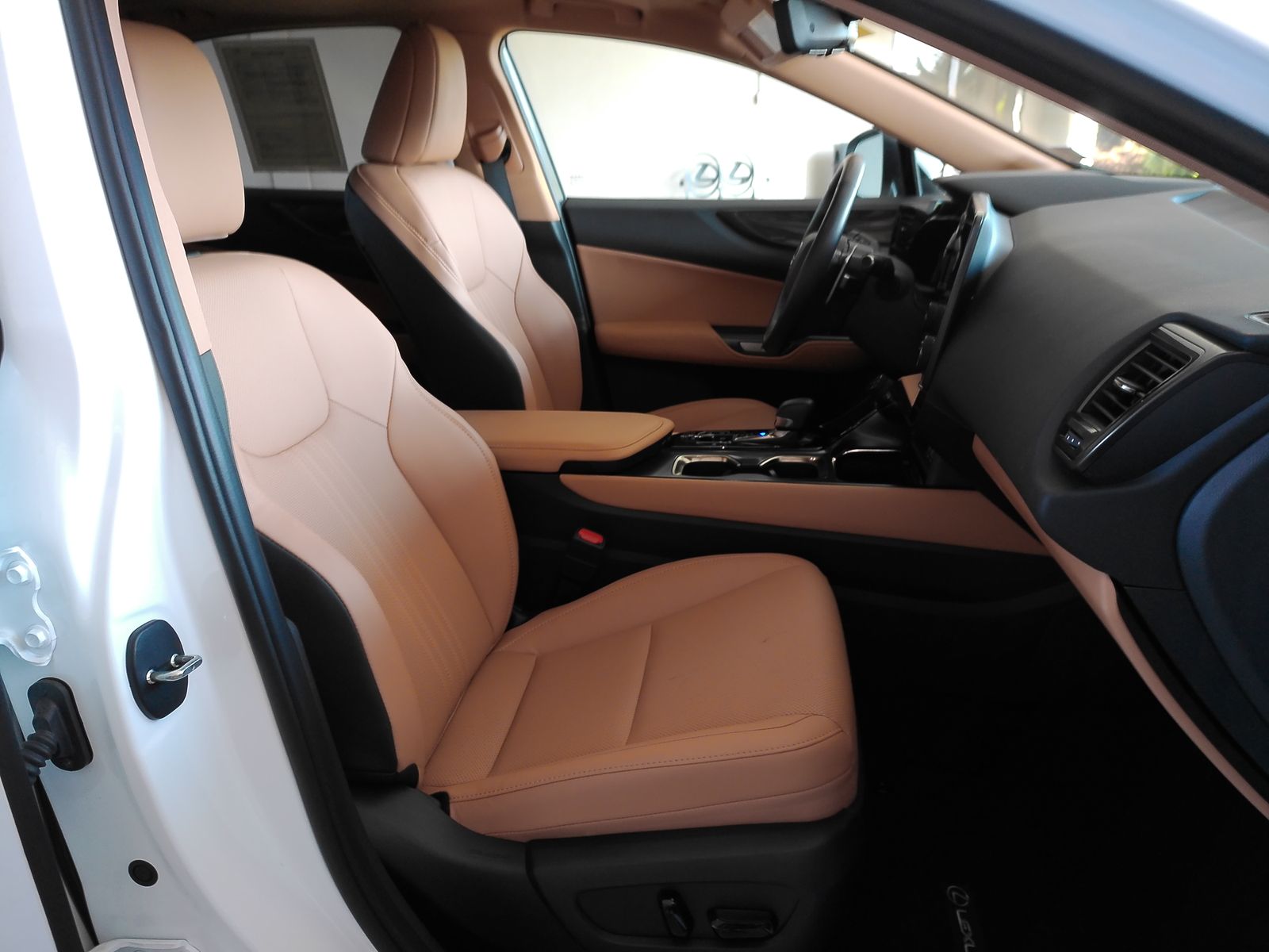 Used 2026 White Lexus 350h Premium image 28