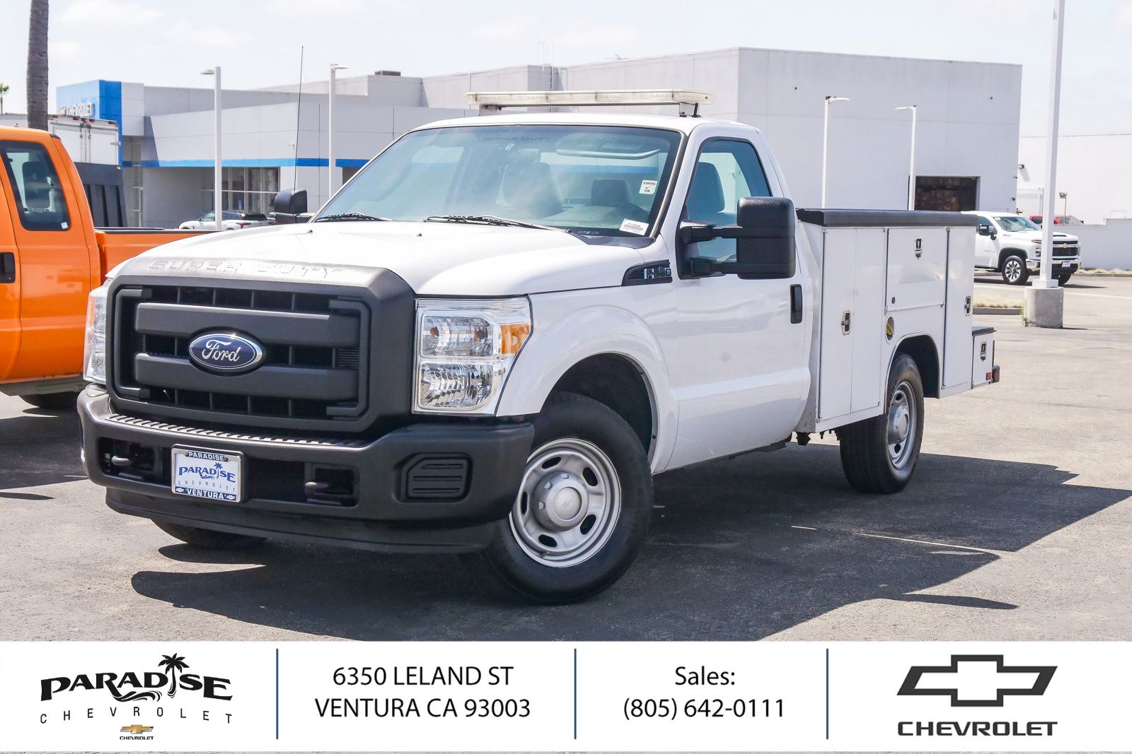 Oxford White 2016 Ford F-250 Super Duty Pickup Truck 4X2 6-Speed Automatic