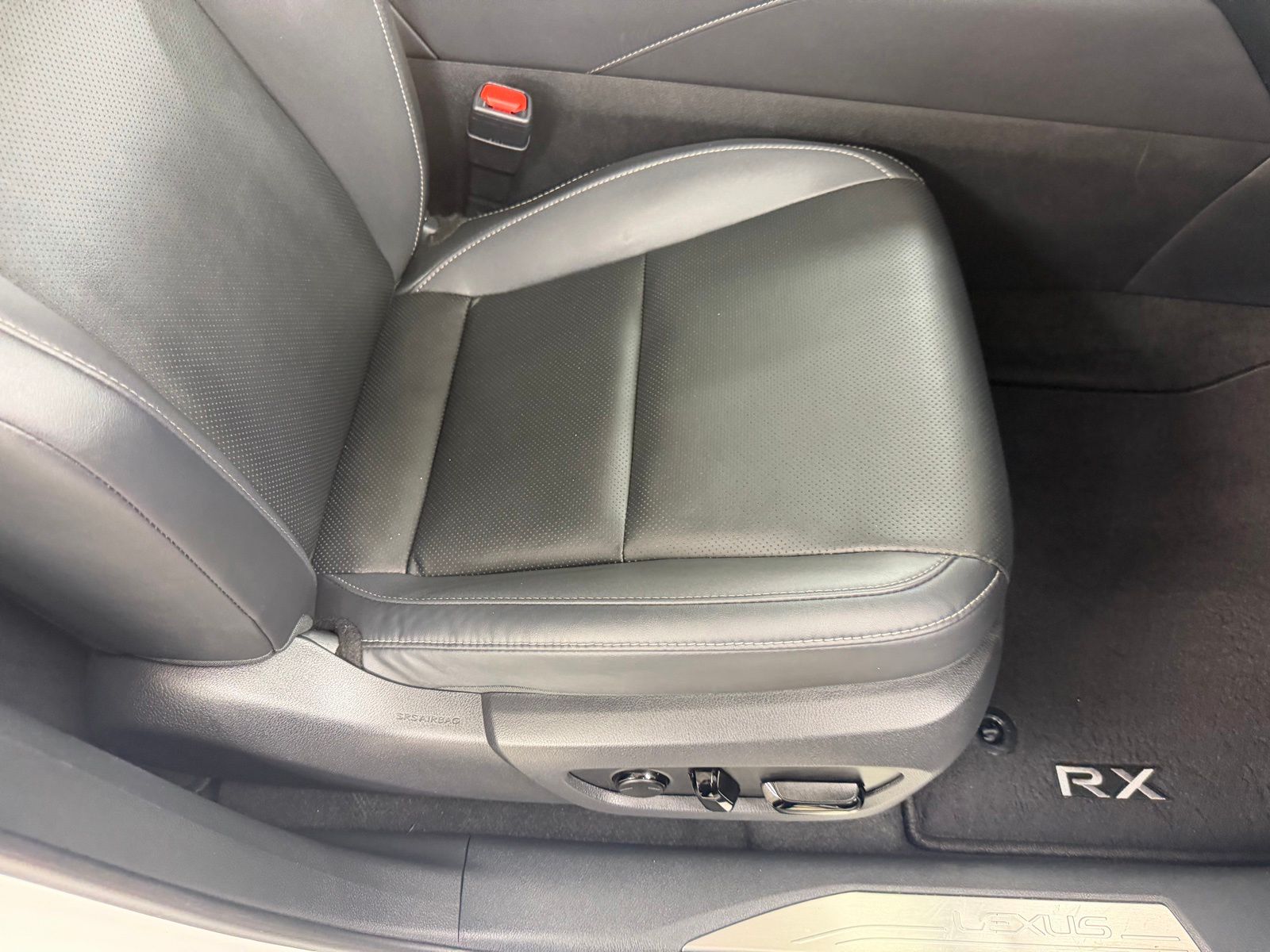 Used 2023 White Lexus 350 Premium image 49