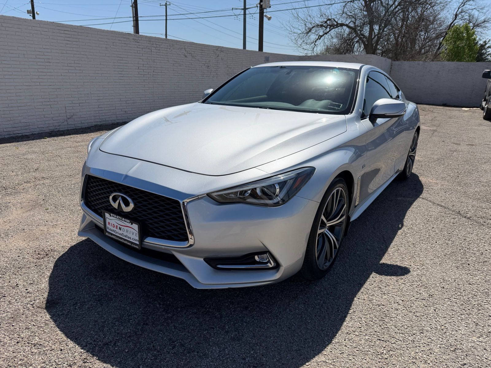 2018 INFINITI Q60 3.0t Luxe Coupe RWD