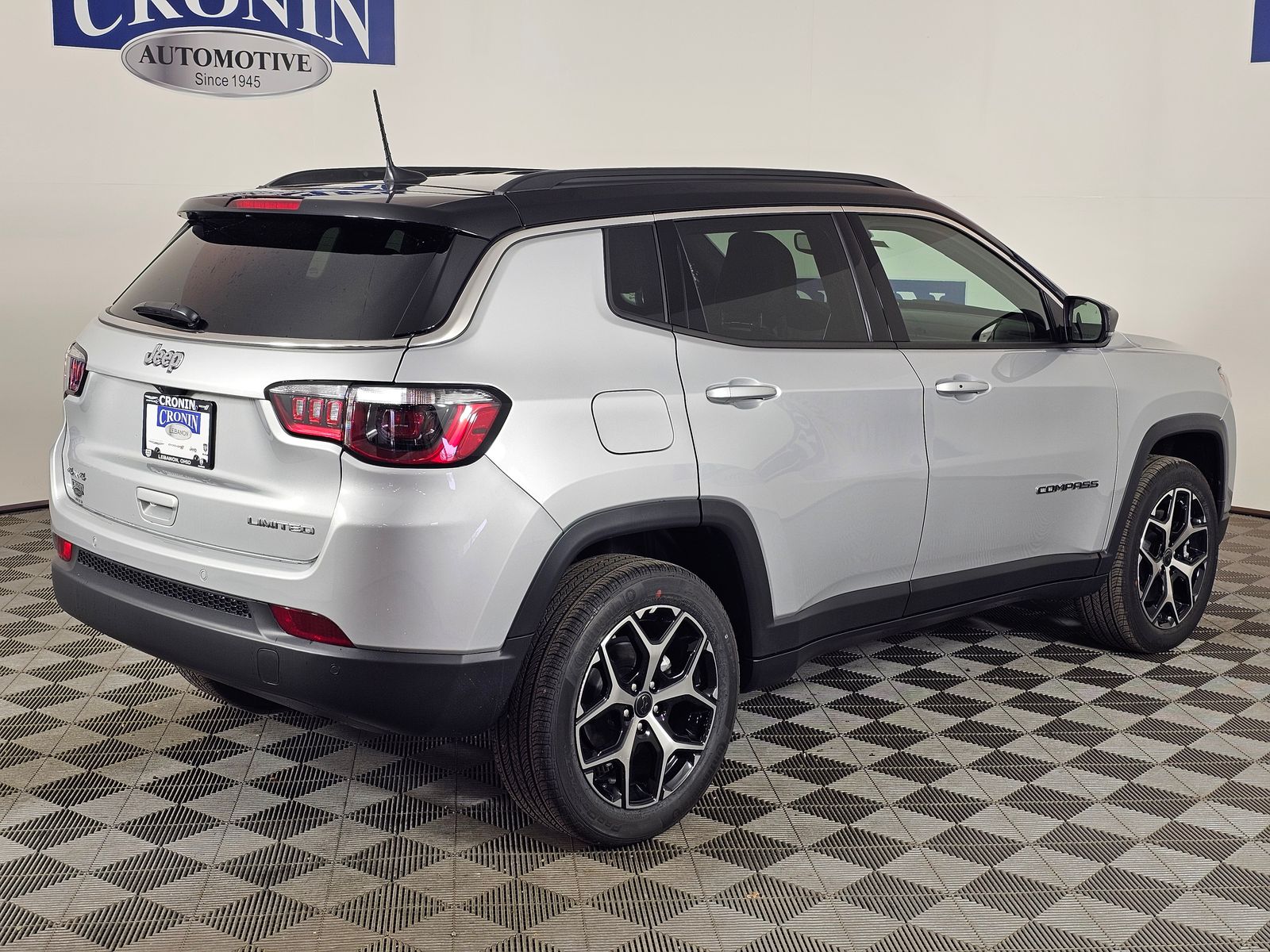 View vehicle photo 5