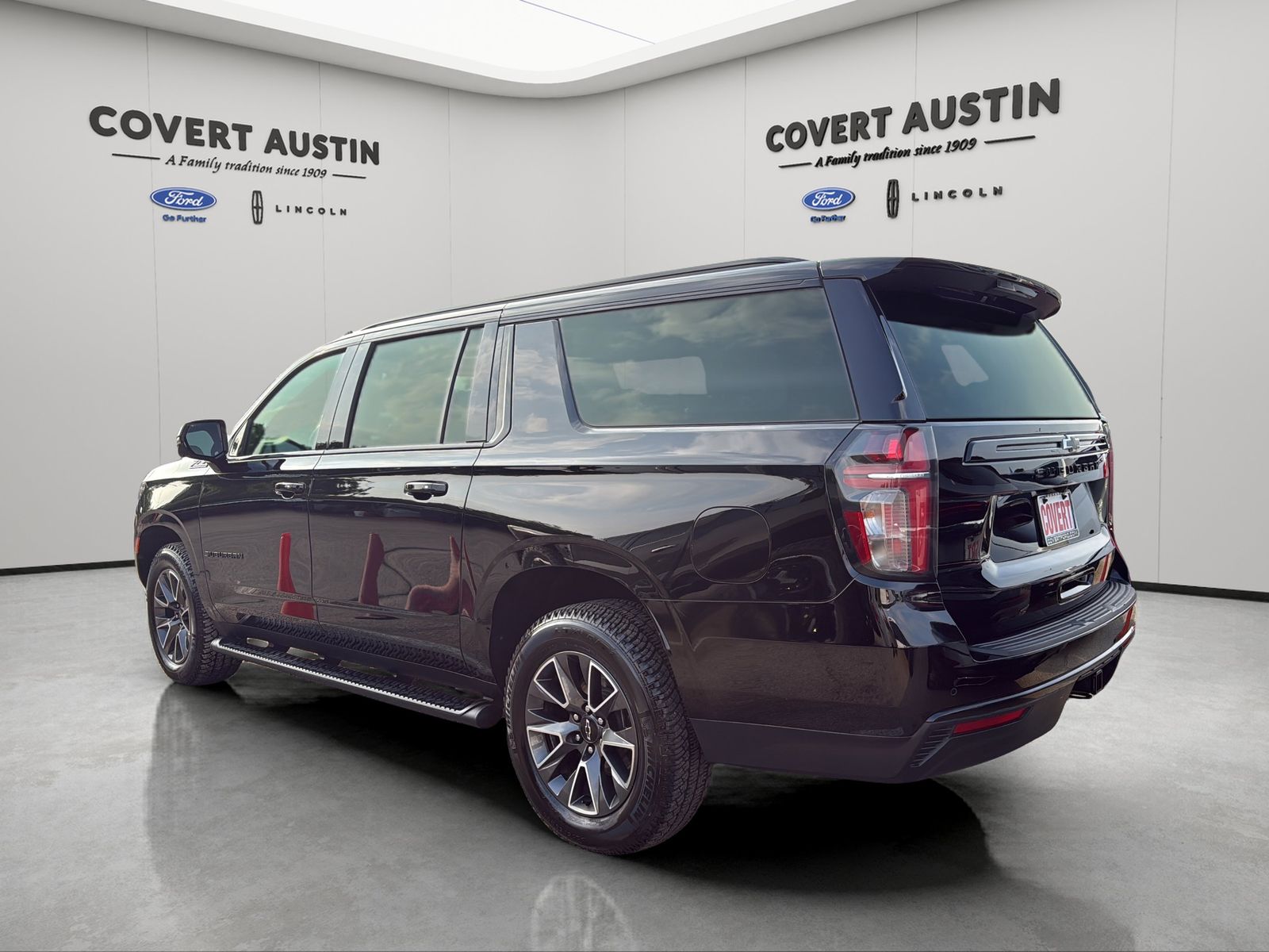 Used Car 2023 Chevrolet Suburban  Z71 For Sale Under $60,000 In Austin, Texas