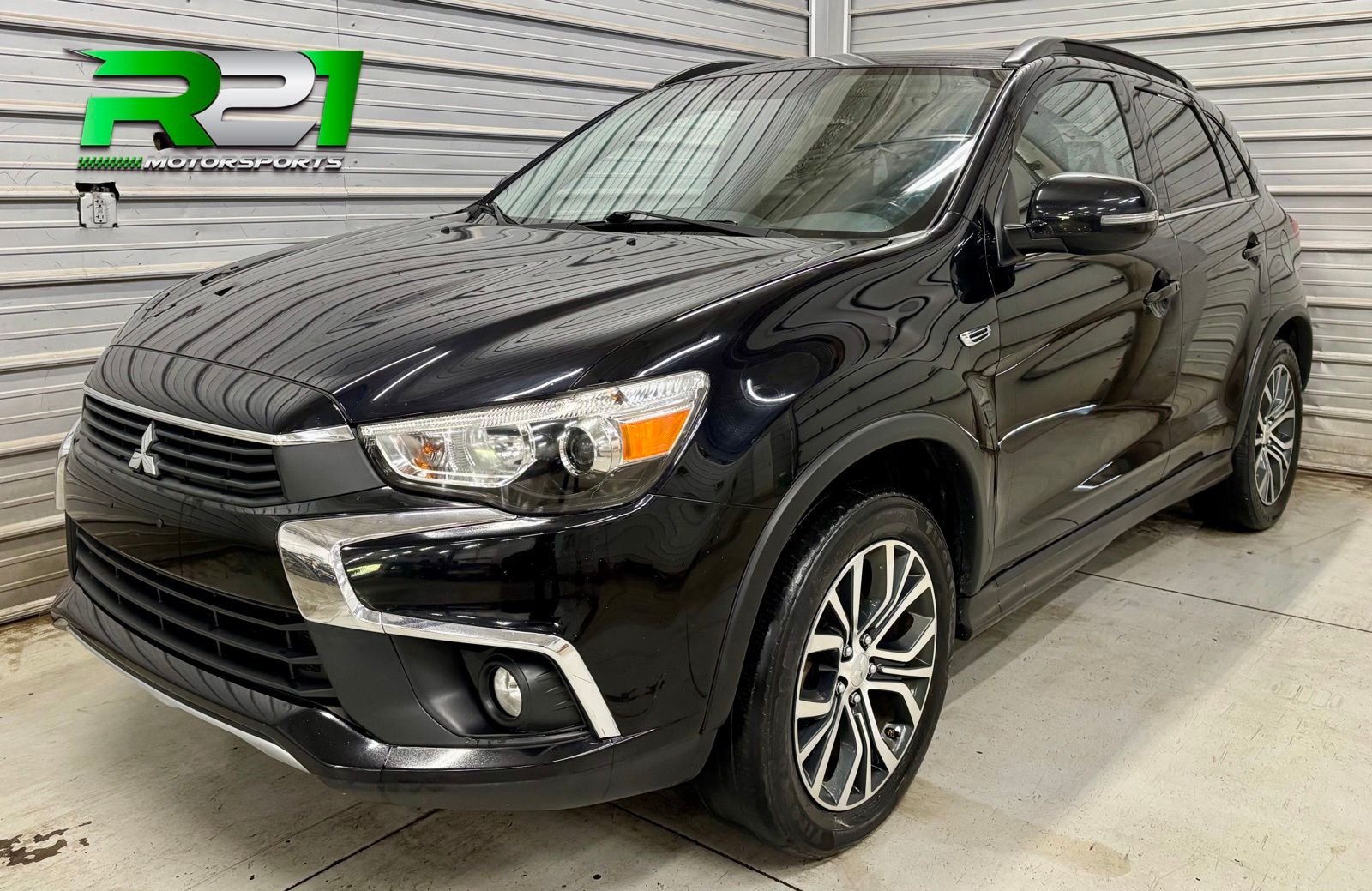 2017 Mitsubishi Outlander Sport 2.4 SEL AWC CVT's photo