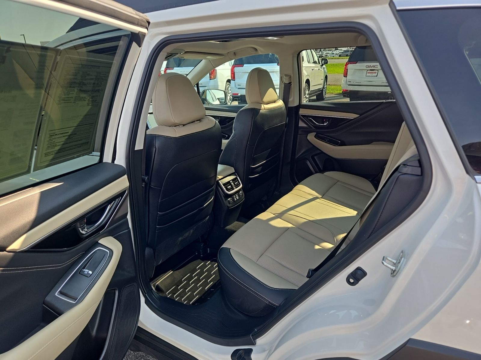 Used 2024 White Subaru Limited image 7