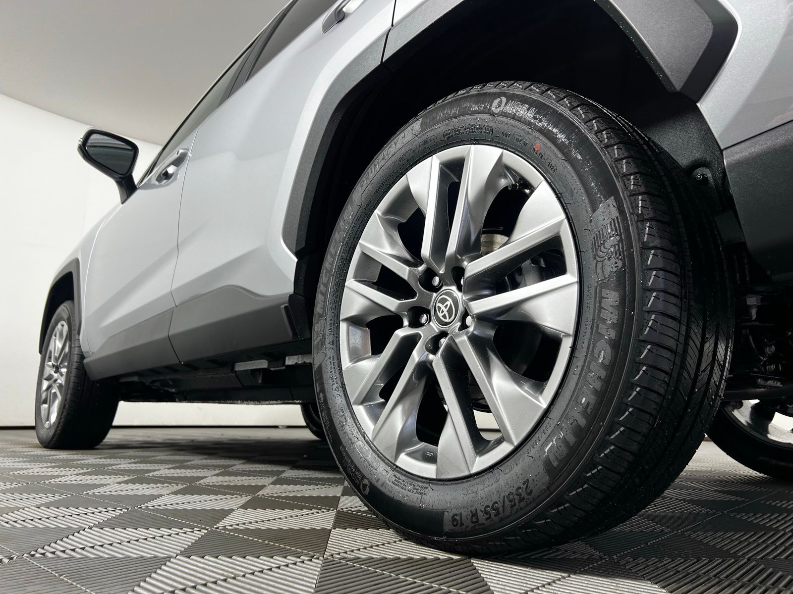 Thumbnail: 2025 Toyota RAV4 - 23