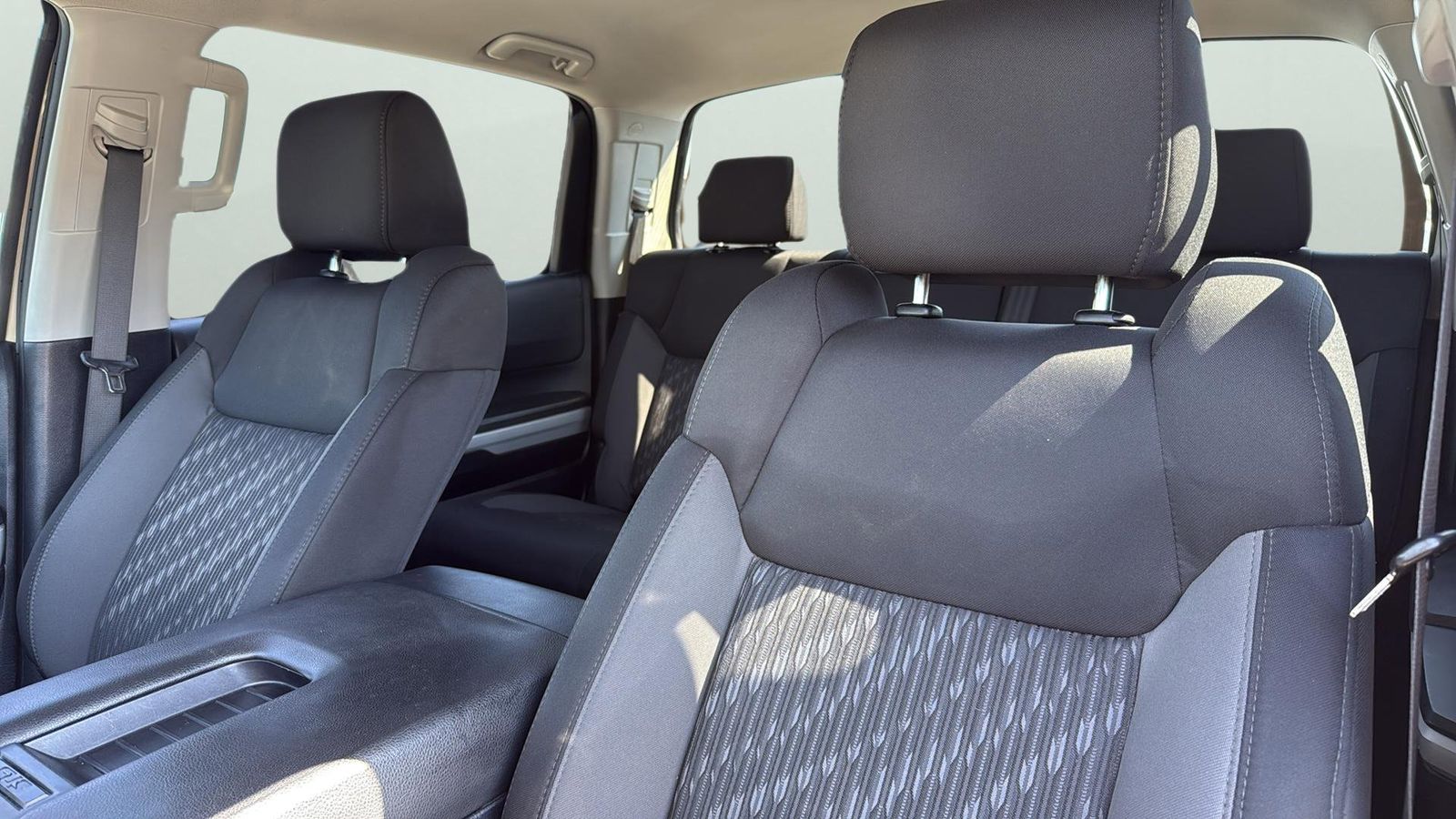 Used Car 2019 Toyota Tundra  Sr5 For Sale Under $35,000 In Austin, Texas