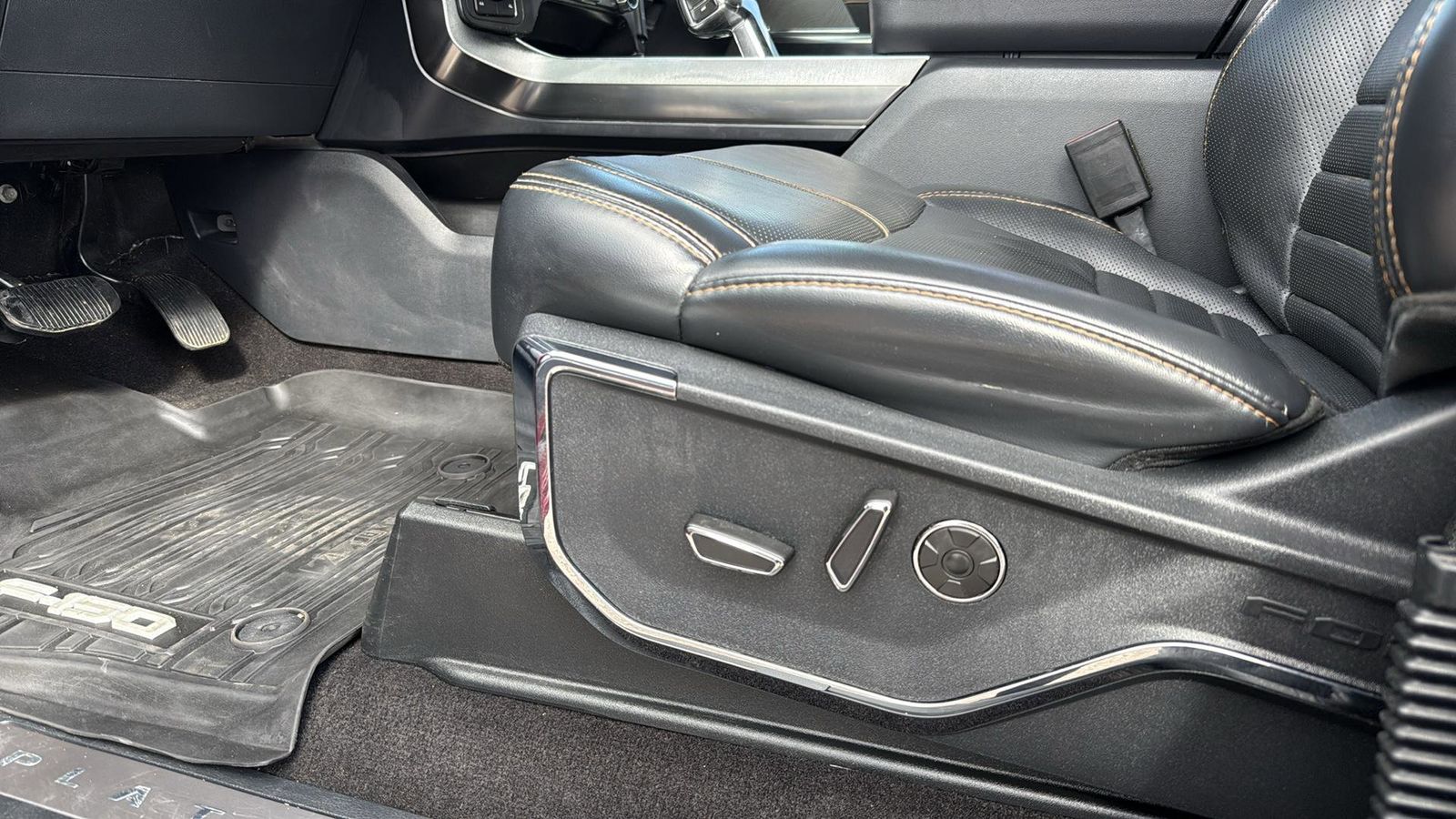 Used Car 2022 Ford F-150  Platinum For Sale Under $50,000 In Austin, Texas