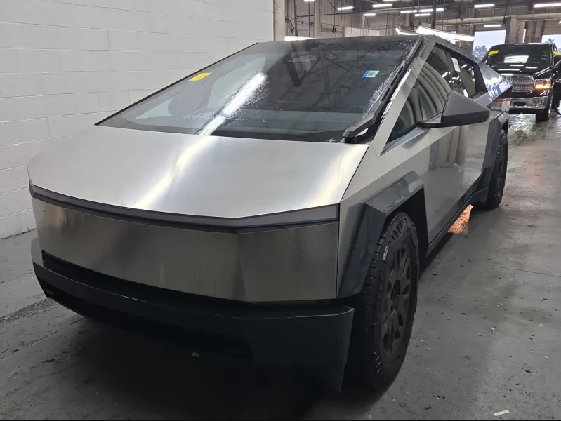 2024 Tesla Cybertruck Base
