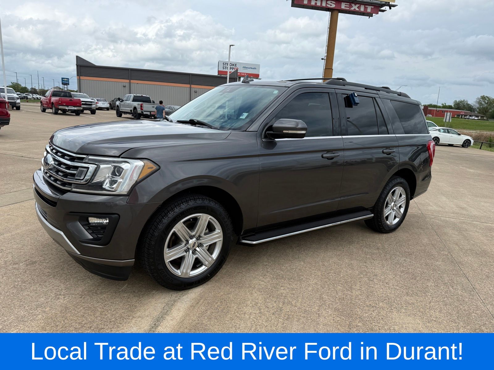 Gray (Magnetic) 2020 Ford Expedition XLT RWD SUV / Crossover 4X2 Automatic