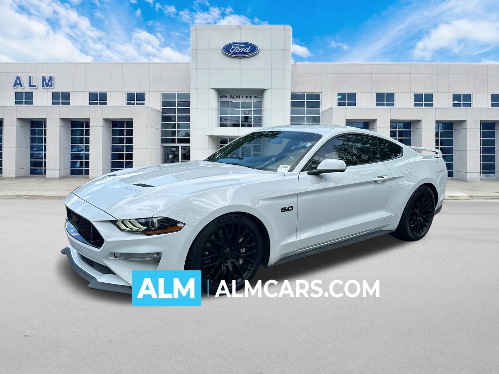 Oxford White 2019 Ford Mustang Coupe Rear-Wheel Drive Automatic