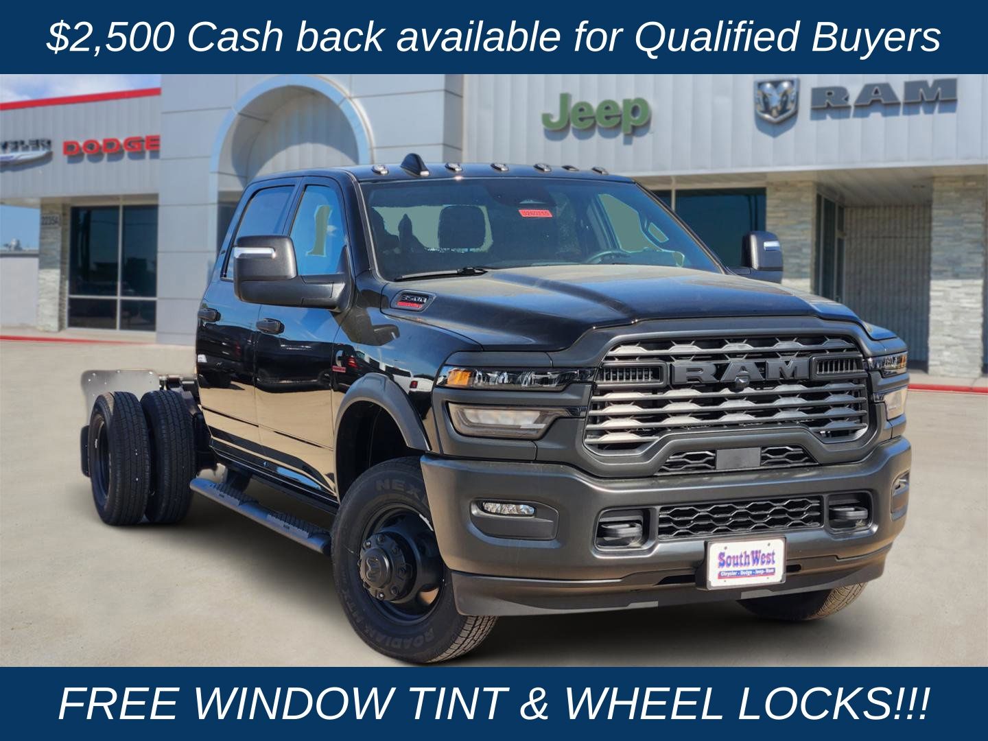 Diamond Black Crystal Pearlcoat 2026 RAM 3500 Chassis Tradesman Crew Cab LB DRW 4WD Pickup Truck Four-Wheel Drive 8-Speed Automatic