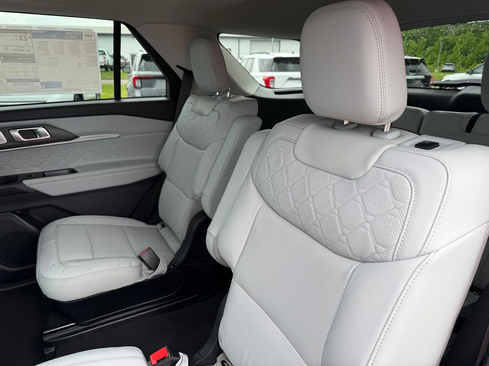 2026 Ford Explorer image 14