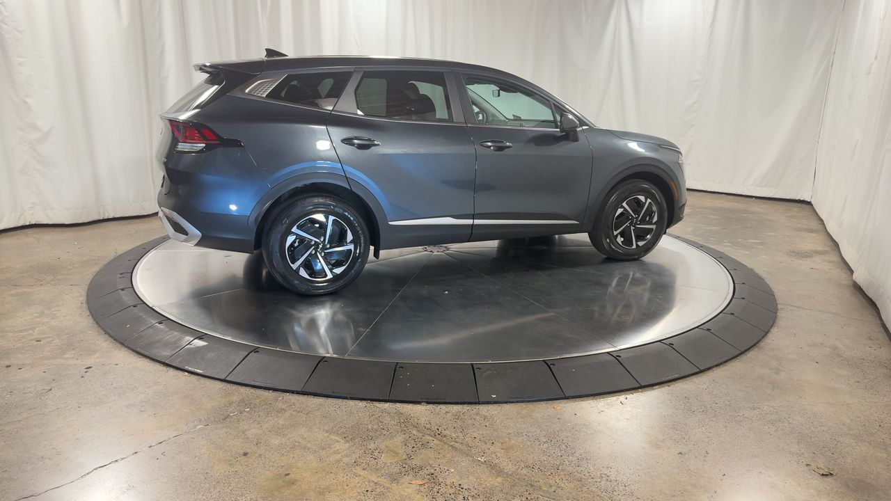2023 Kia Sportage Hybrid LX photo 3