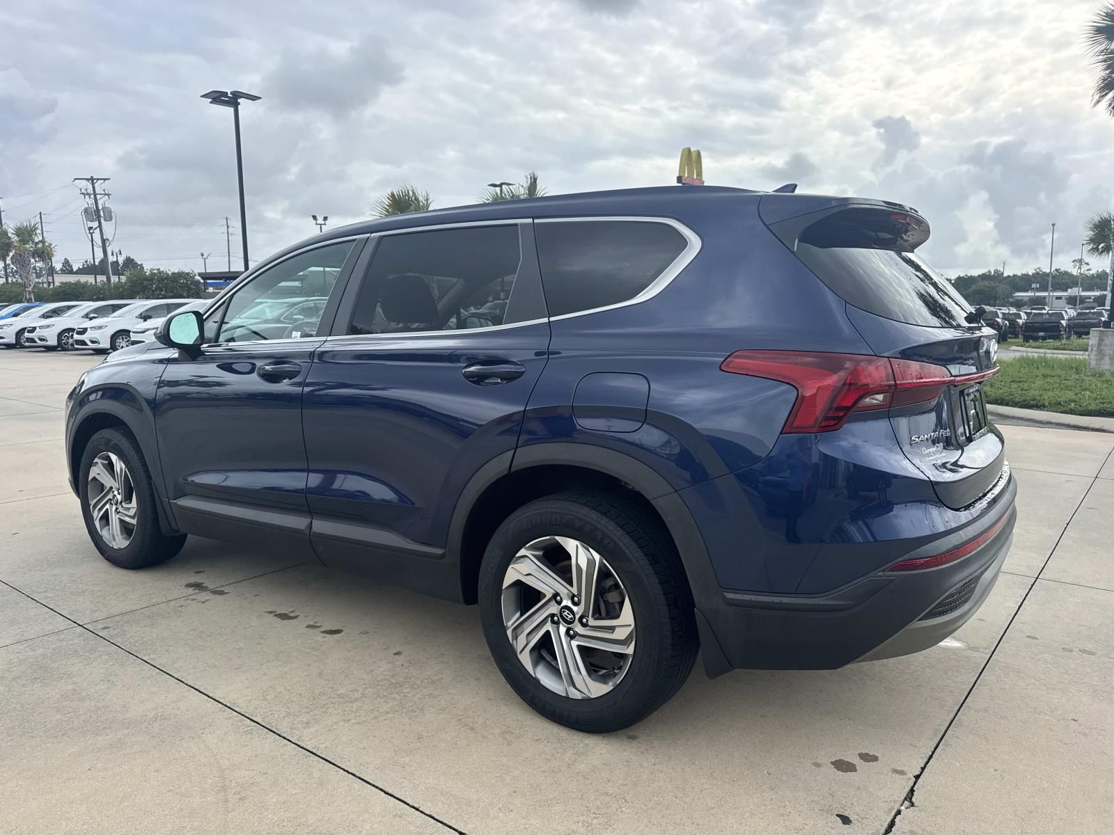 View vehicle photo 5