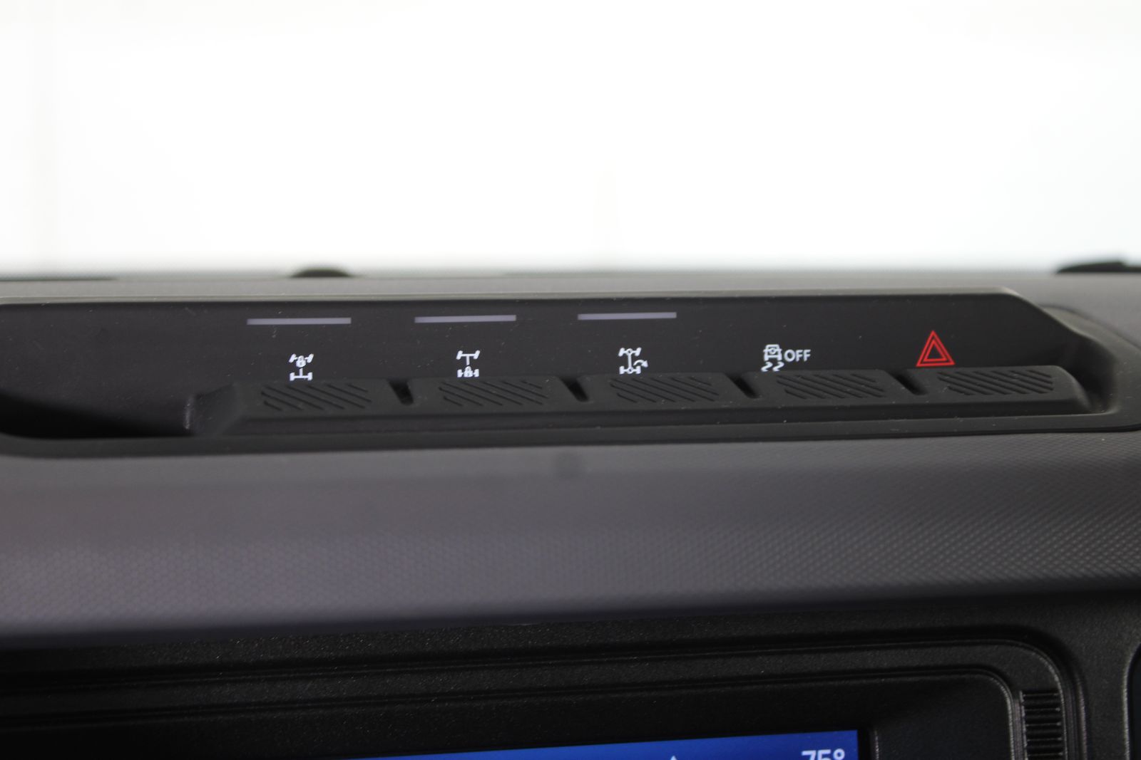Used 2023 Gray Ford Black Diamond image 22