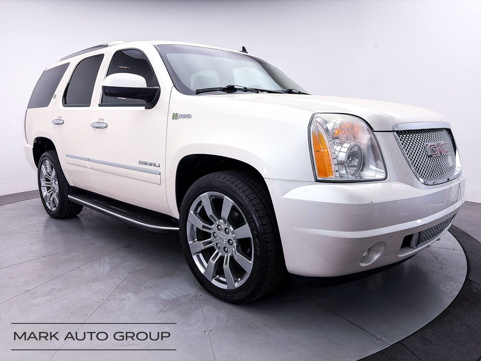 2011 GMC Yukon Denali Hybrid