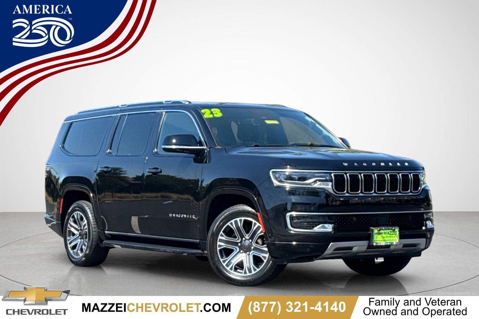 Diamond Black Crystal Pearlcoat 2023 Jeep Wagoneer L SUV / Crossover 4X2 8-Speed Automatic
