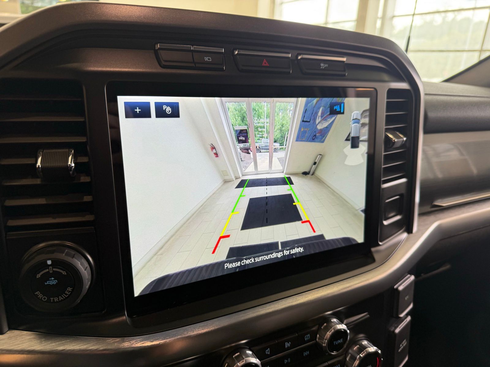 Used 2022 Blue Ford Lariat image 19