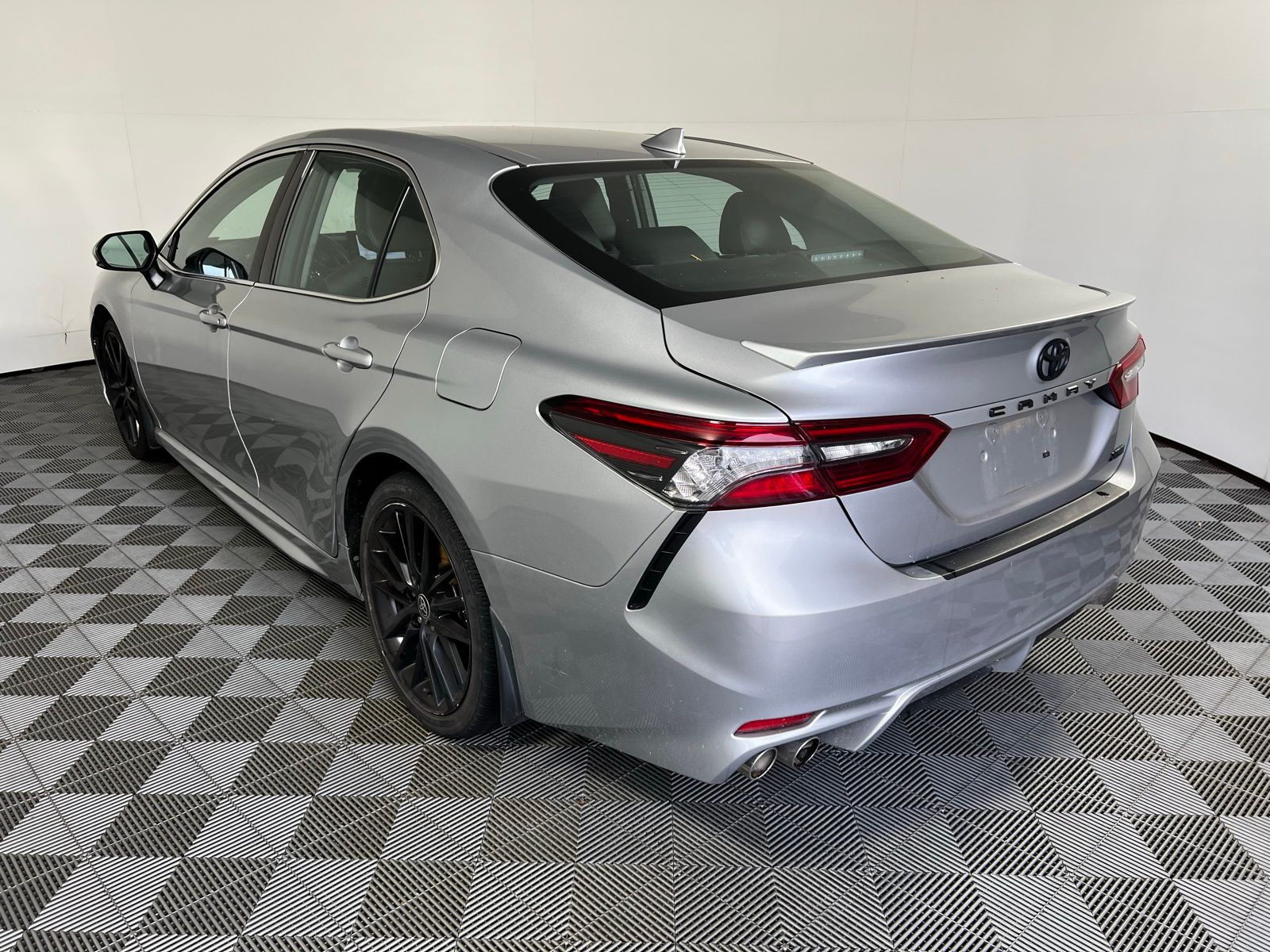 Thumbnail: 2021 Toyota Camry - 7