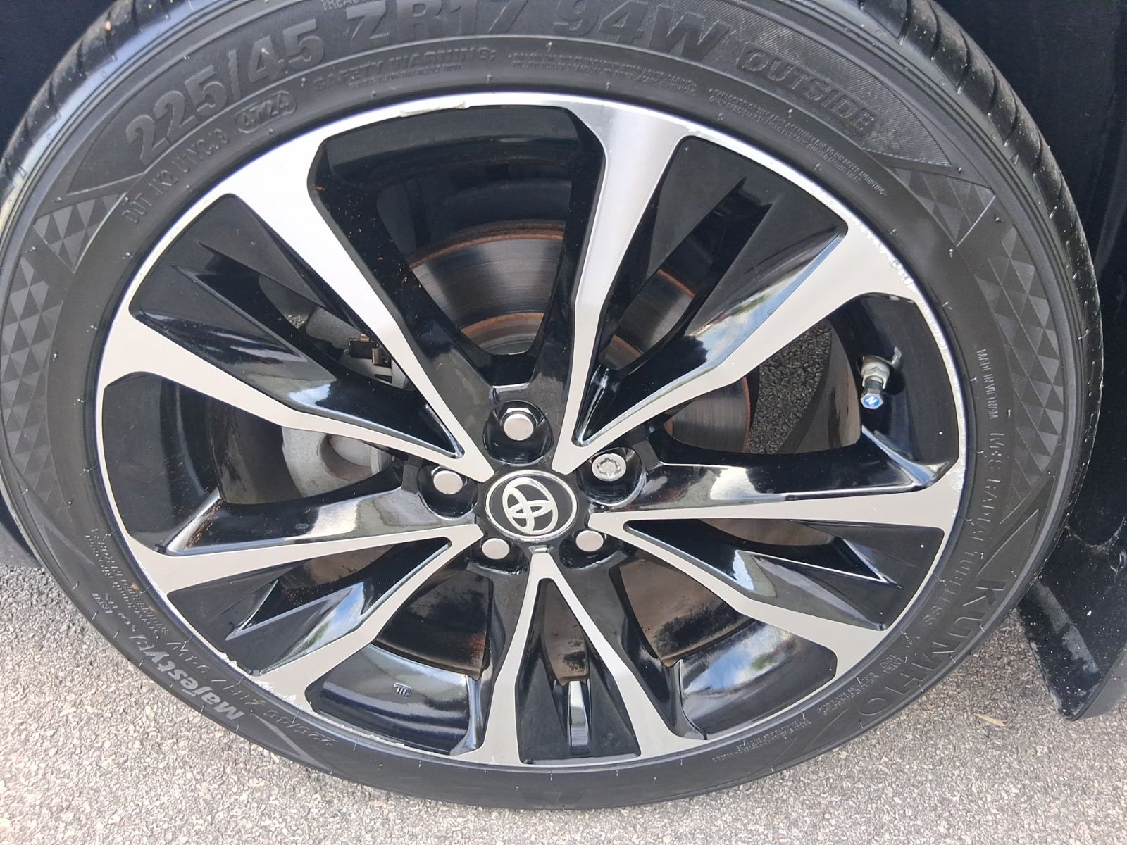 Used Car 2018 Toyota Corolla  Se For Sale Under $15,000 In Austin, Texas