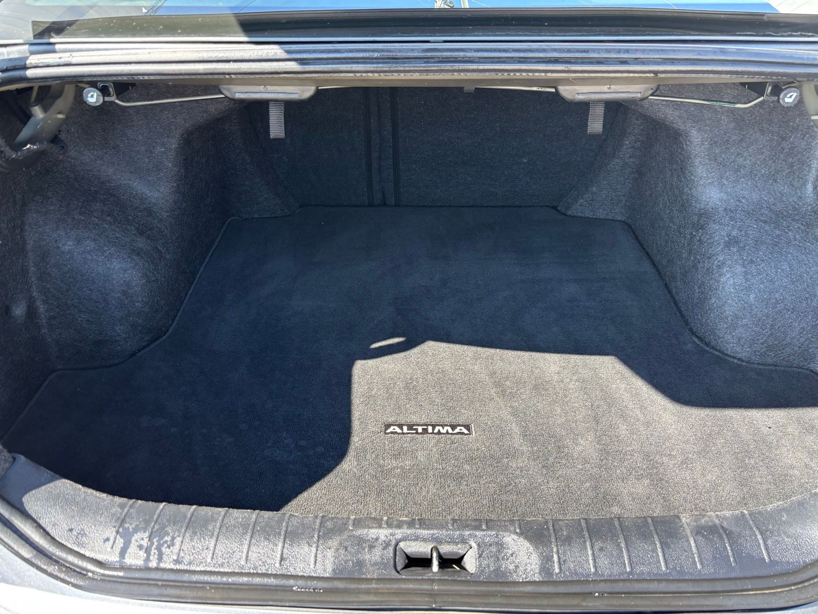 Used Car 2023 Nissan Altima  2.5 Sr For Sale Under $25,000 In Austin, Texas