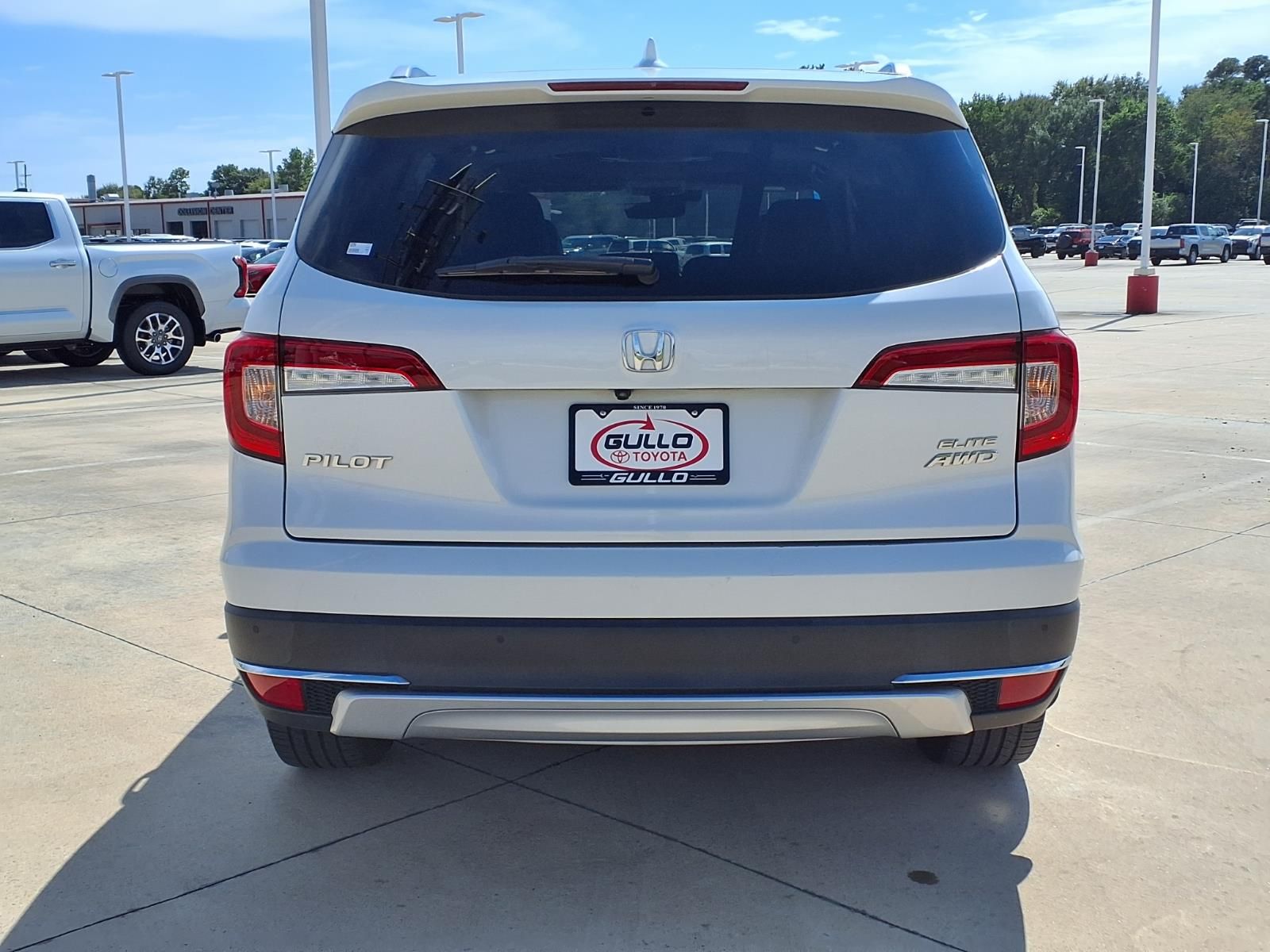 2021 Honda Pilot Elite White at Wharton Ford