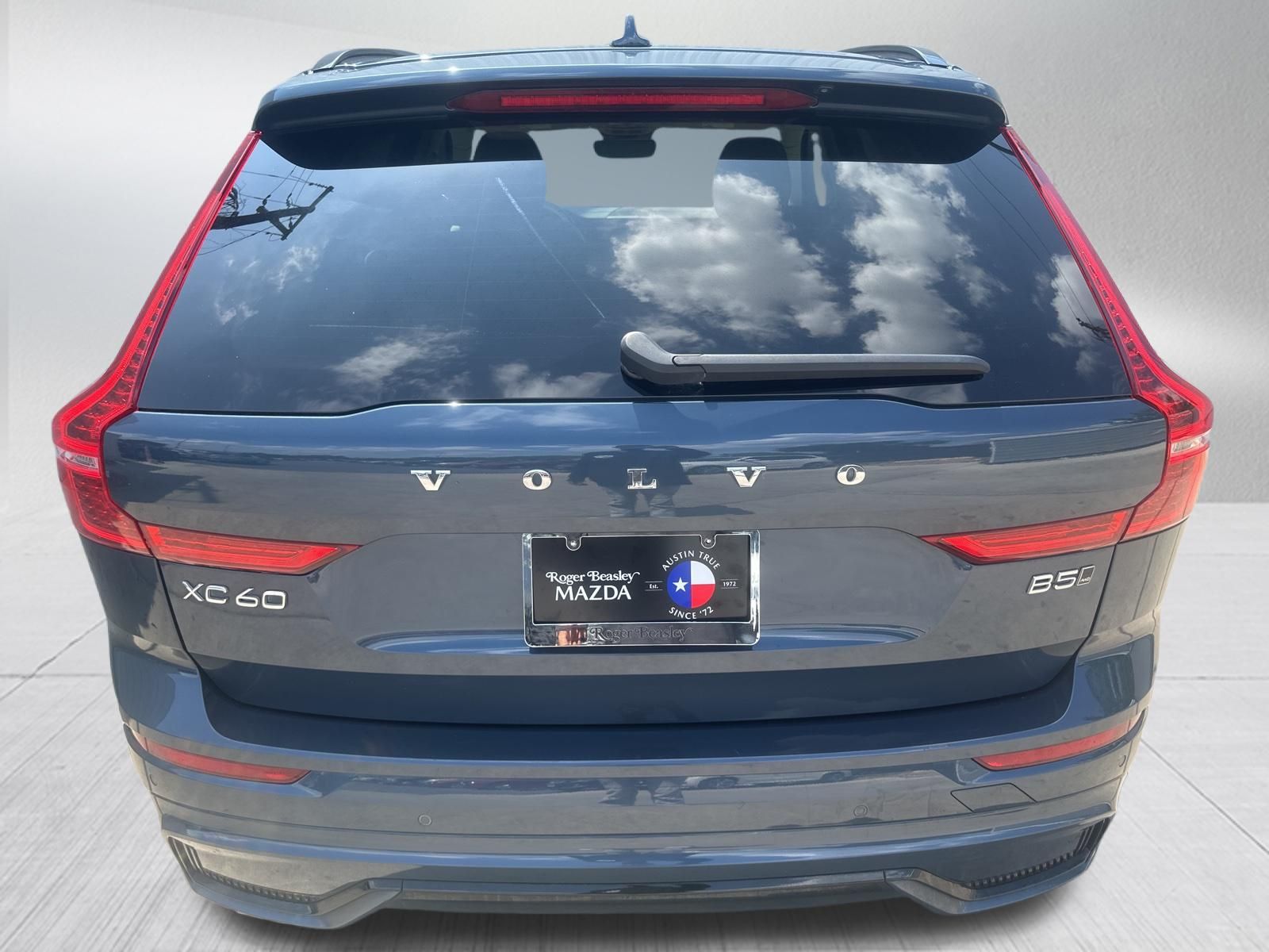 Used Car 2024 Volvo Xc60  B5 Core For Sale Under $30,000 In Austin, Texas